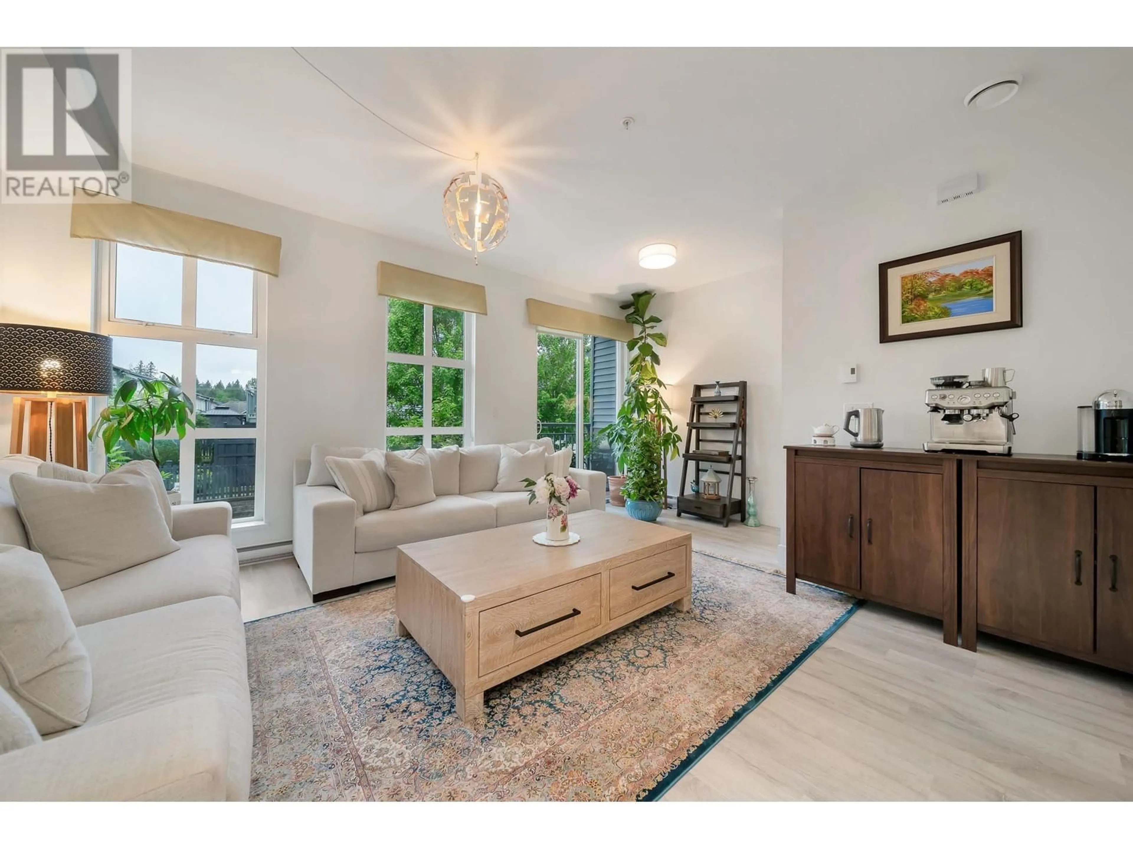 Living room with furniture, unknown for 12 - 24076 112 AVENUE, Maple Ridge British Columbia V2W0K2