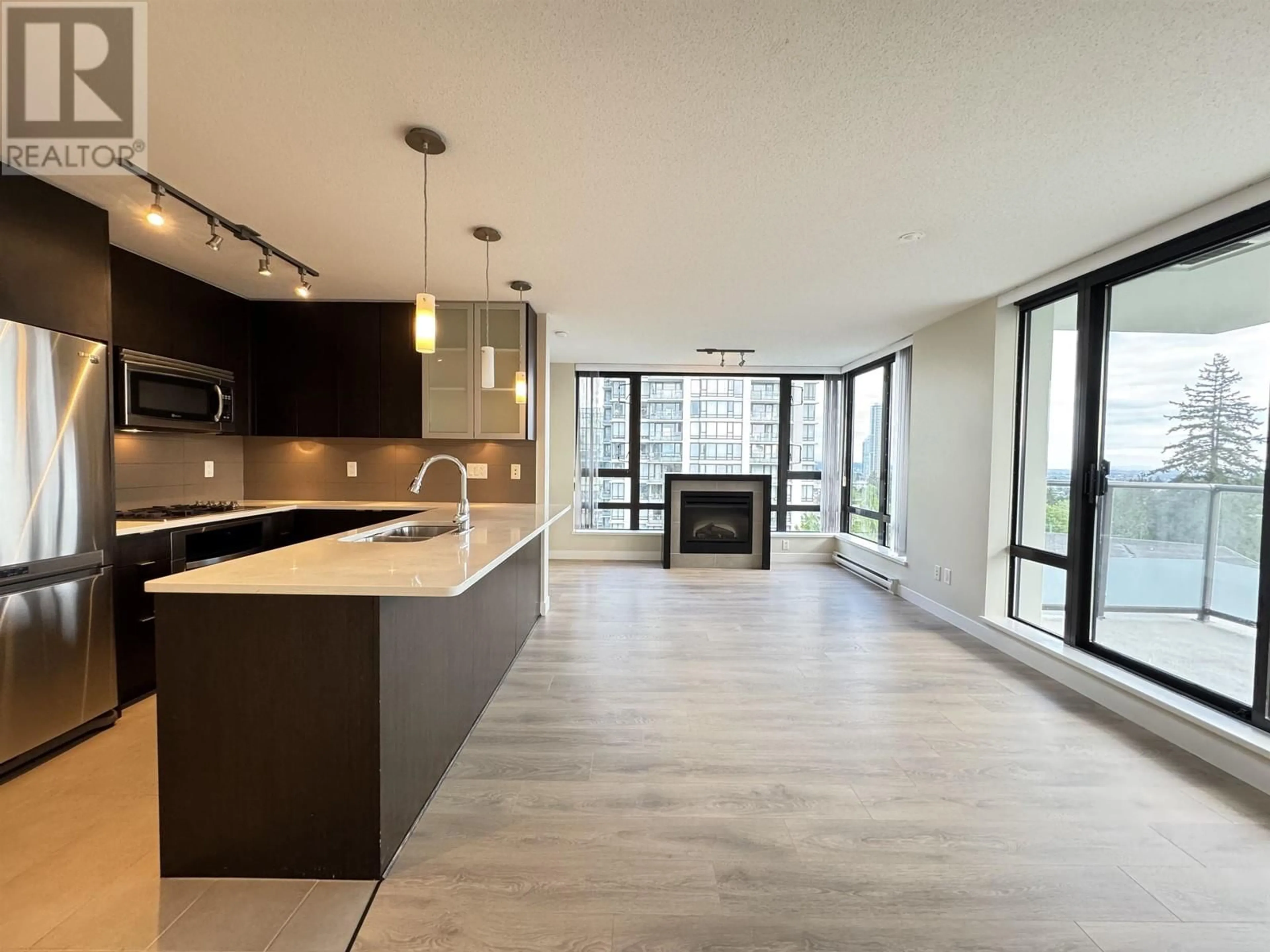 Open concept kitchen, unknown for 906 - 7325 ARCOLA STREET, Burnaby British Columbia V5E0A8