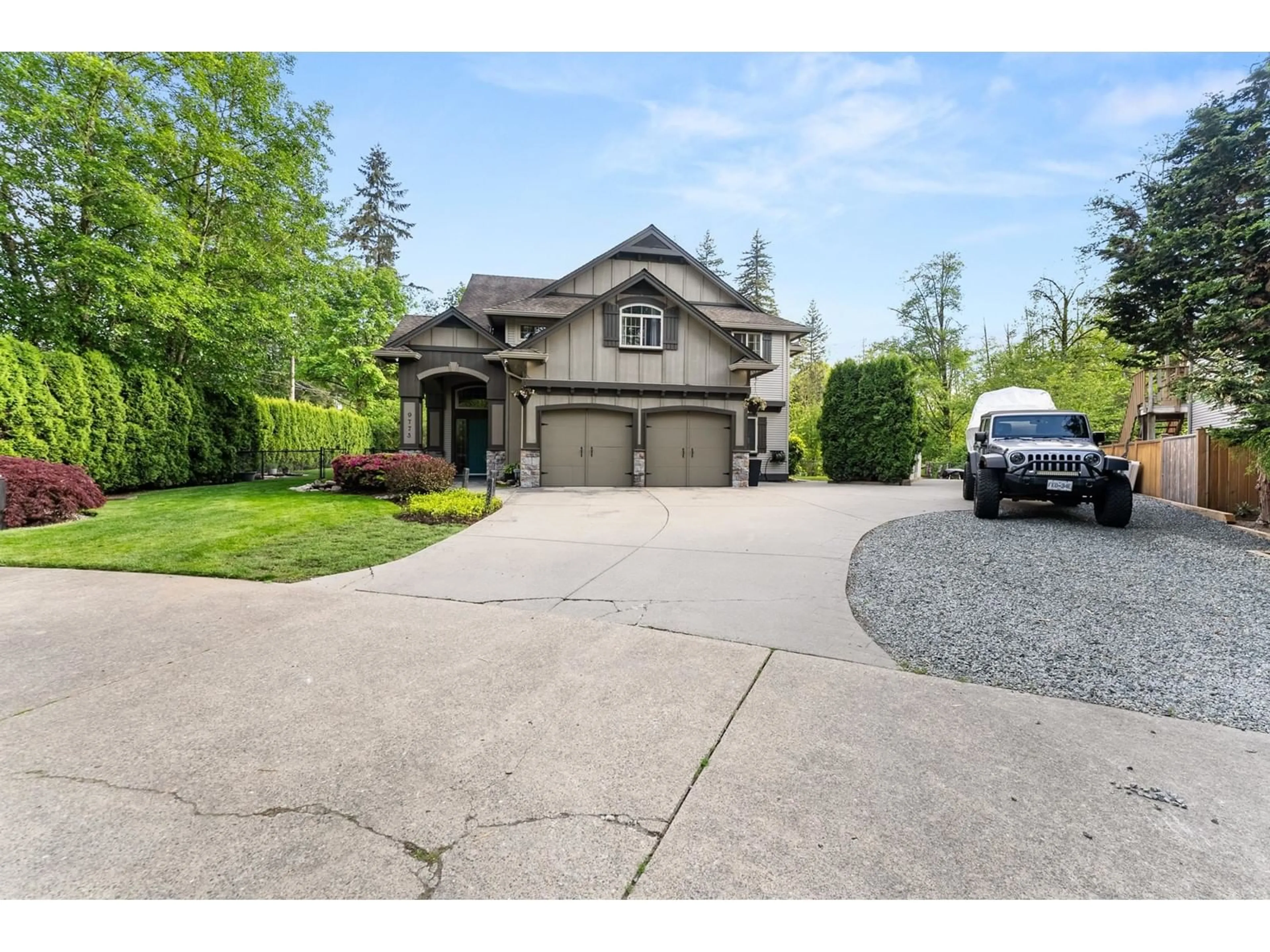 Unknown for 9773 208, Langley British Columbia V1M3Y3