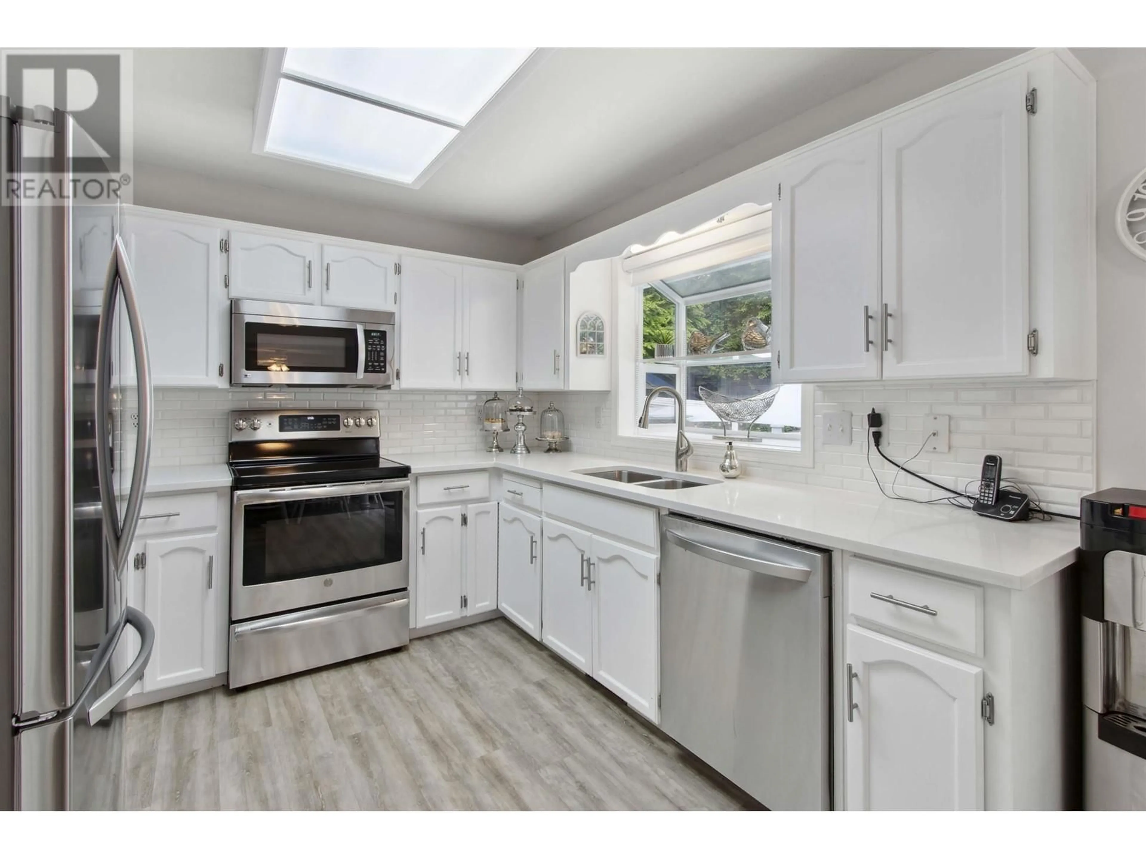 Unknown for 19595 SOMERSET DRIVE, Pitt Meadows British Columbia V3Y2L4
