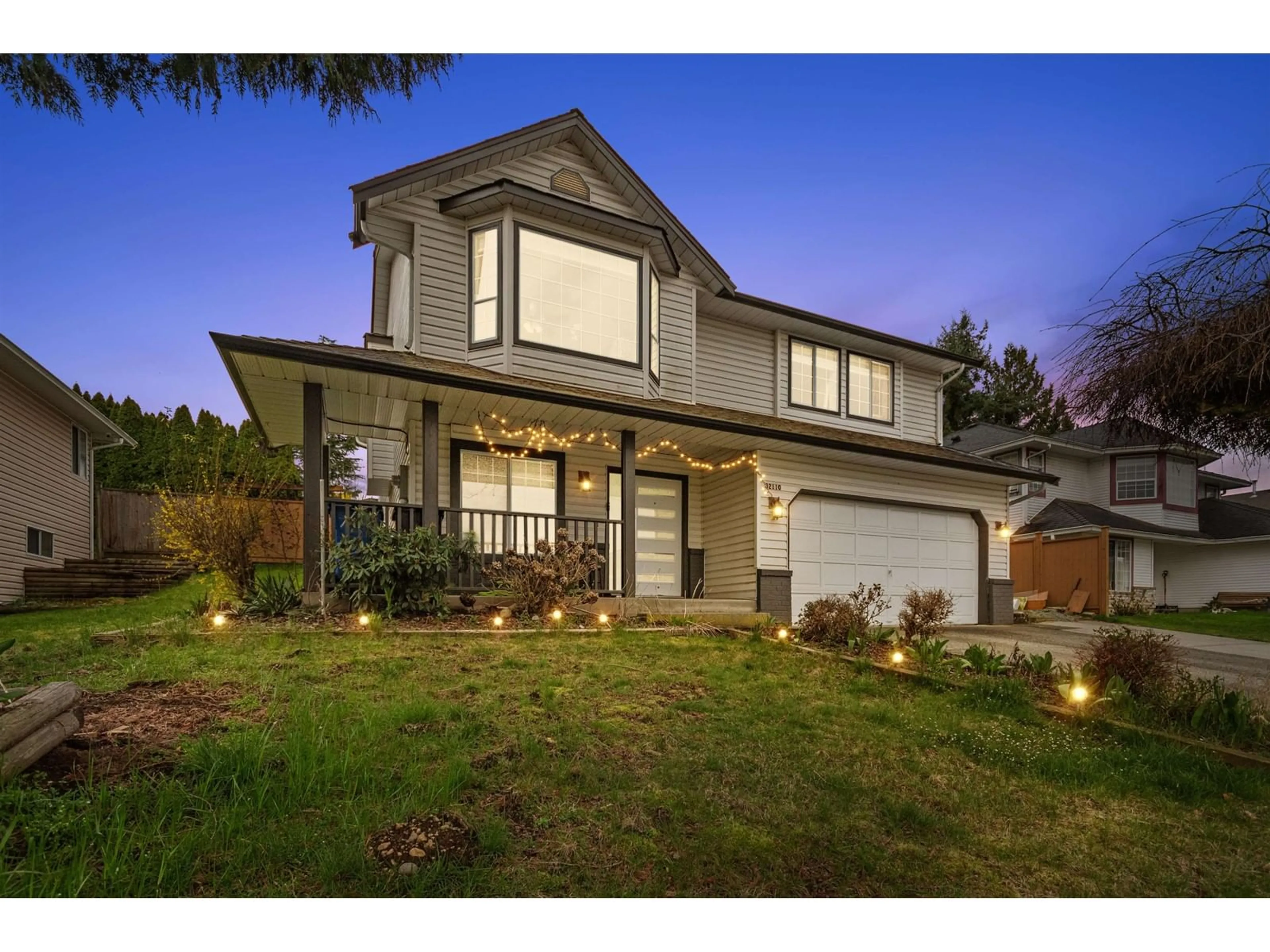 Home with brick exterior material, street for 32110 ROGERS, Abbotsford British Columbia V2T5B7