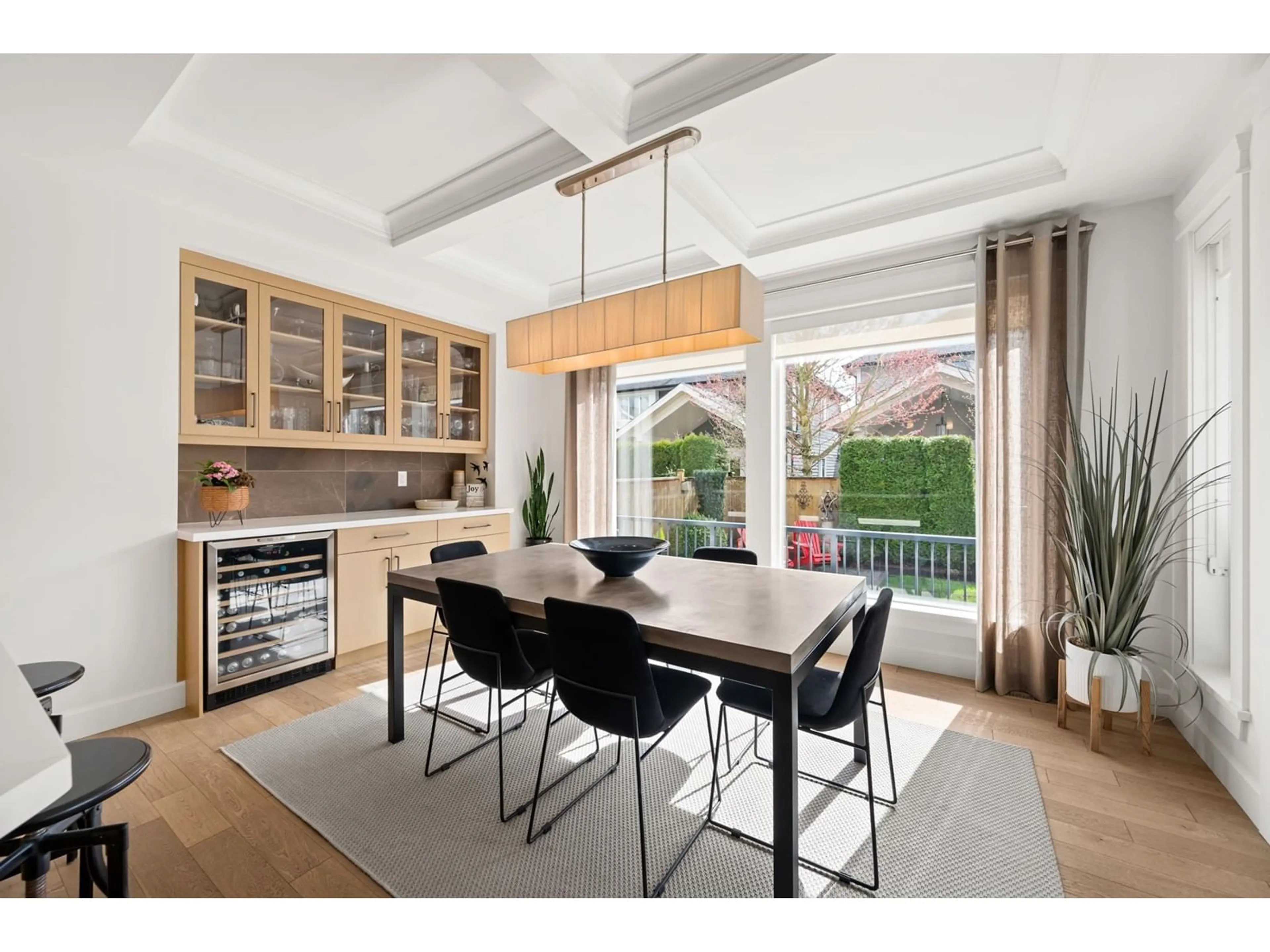 Open concept kitchen, wood/laminate floor for 16758 22A, Surrey British Columbia V3Z0M7