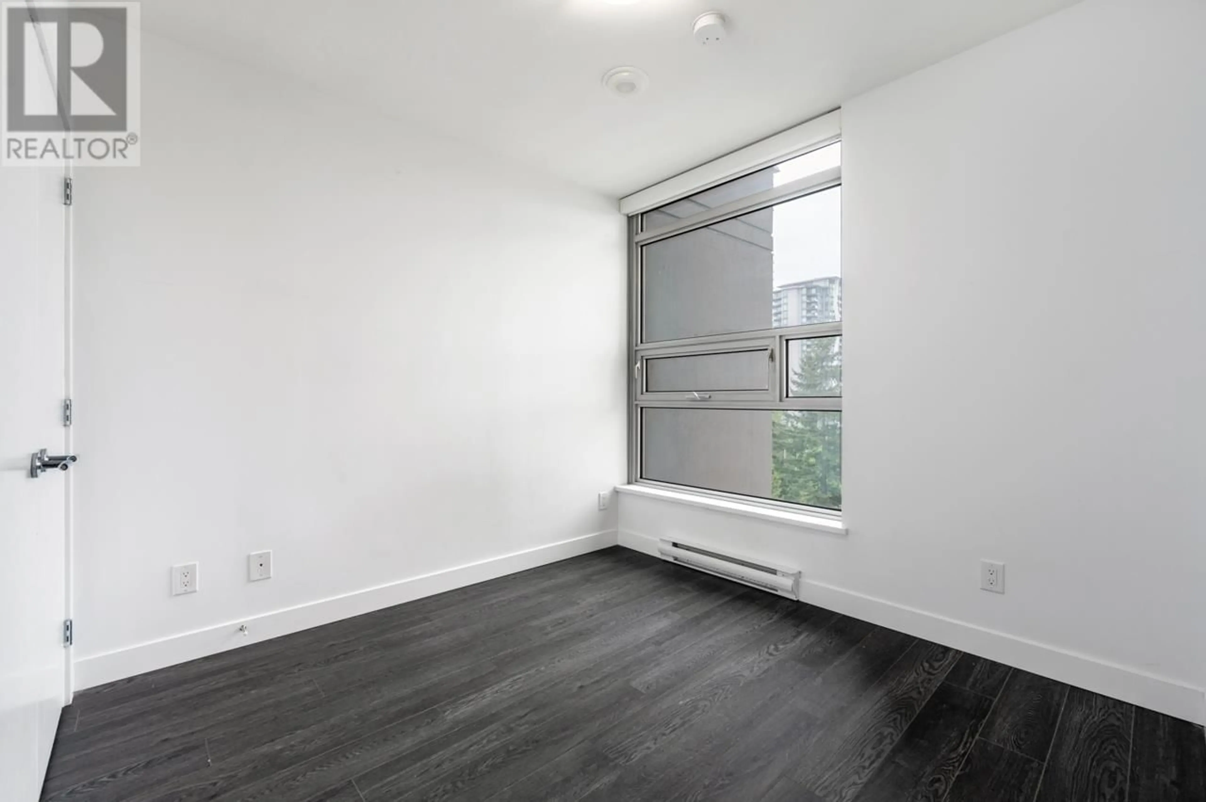 A pic of a room for 501 - 518 WHITING WAY, Coquitlam British Columbia V3J7W9