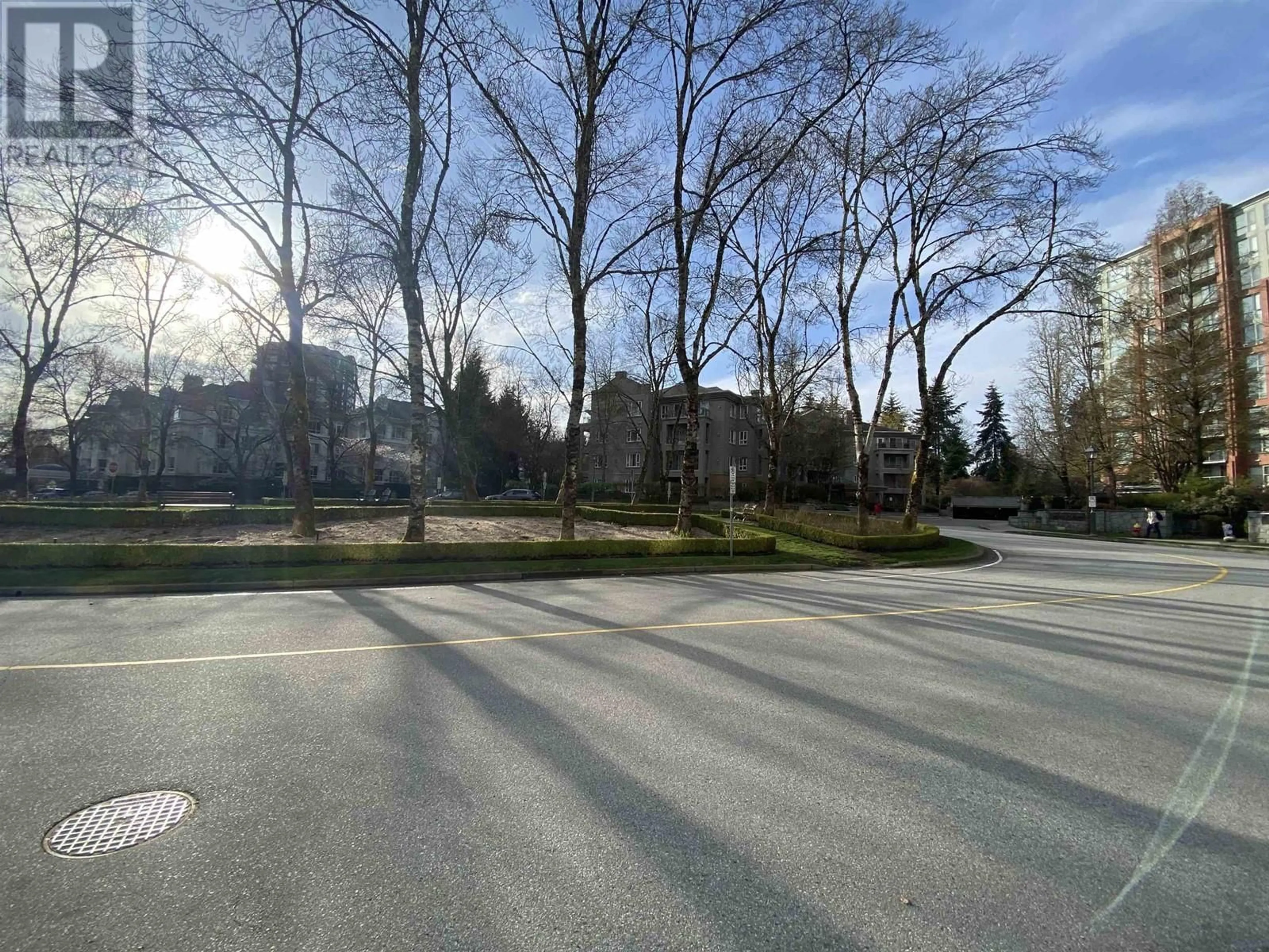 Blurry image for 1203 - 5639 HAMPTON PLACE, Vancouver British Columbia V6T2H6