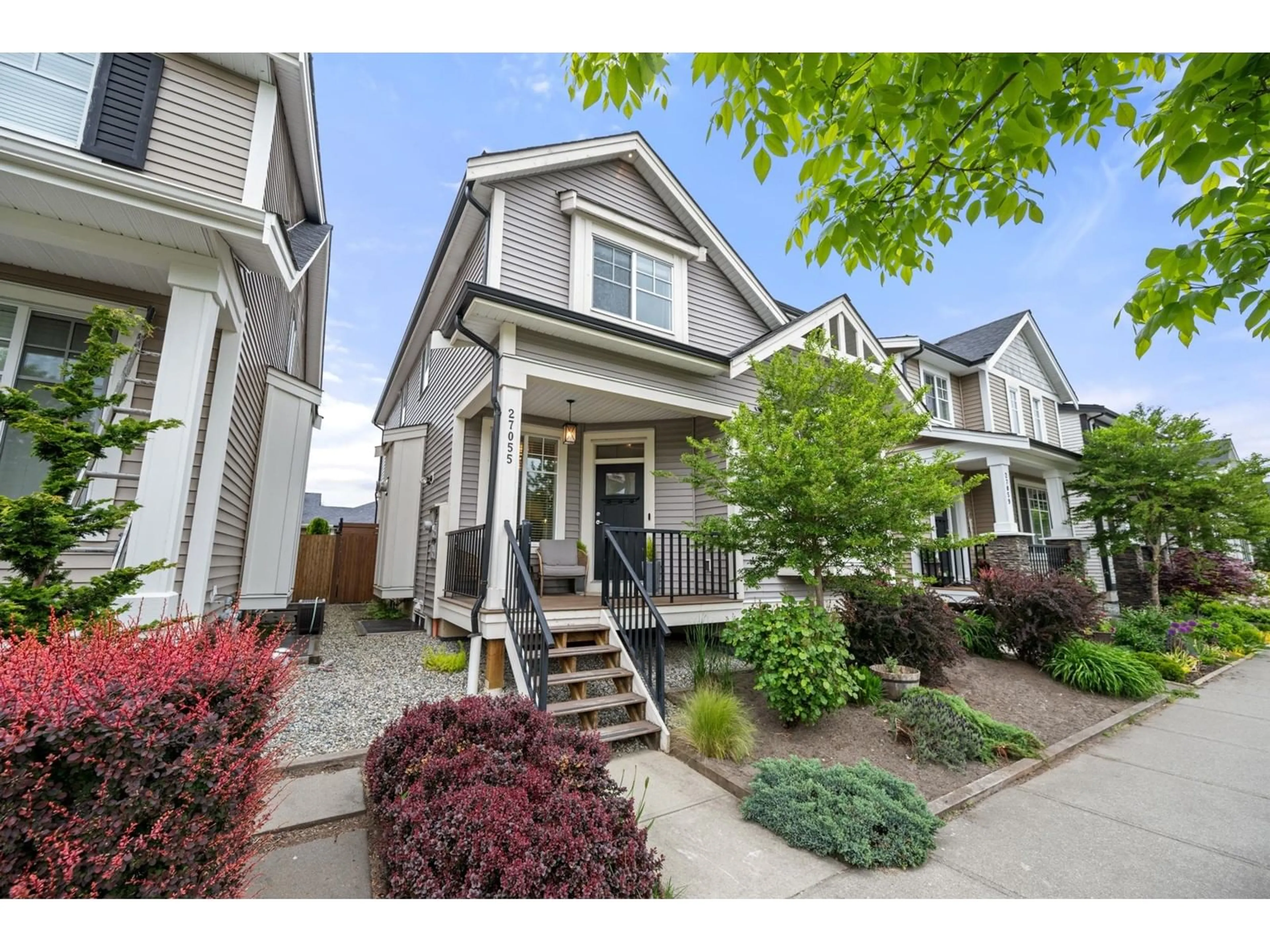 Home with vinyl exterior material, street for 27055 35A, Langley British Columbia V4W0C3