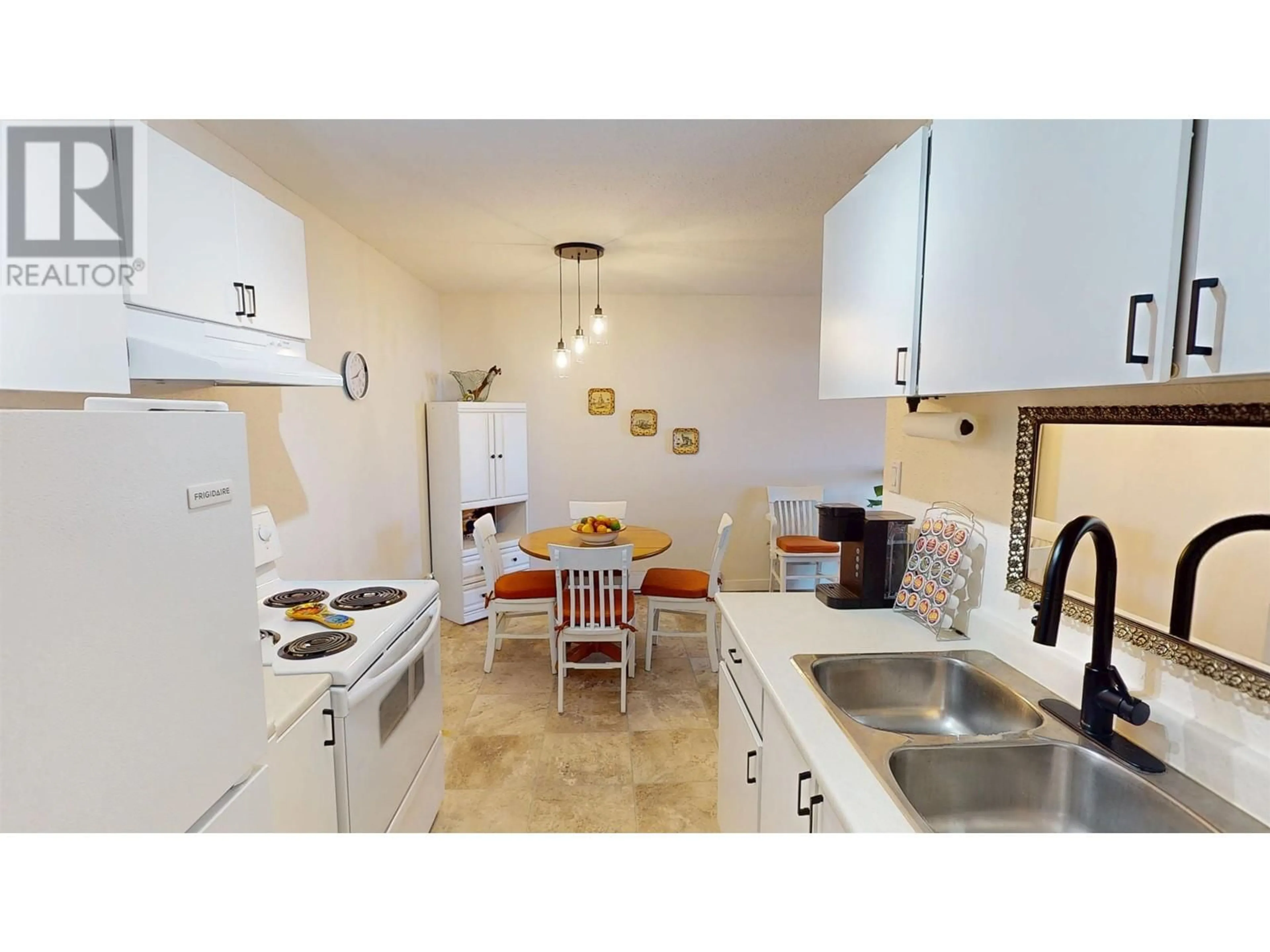 Standard kitchen, ceramic/tile floor for 302 - 398 RODDIS DRIVE, Quesnel British Columbia V2J1A6