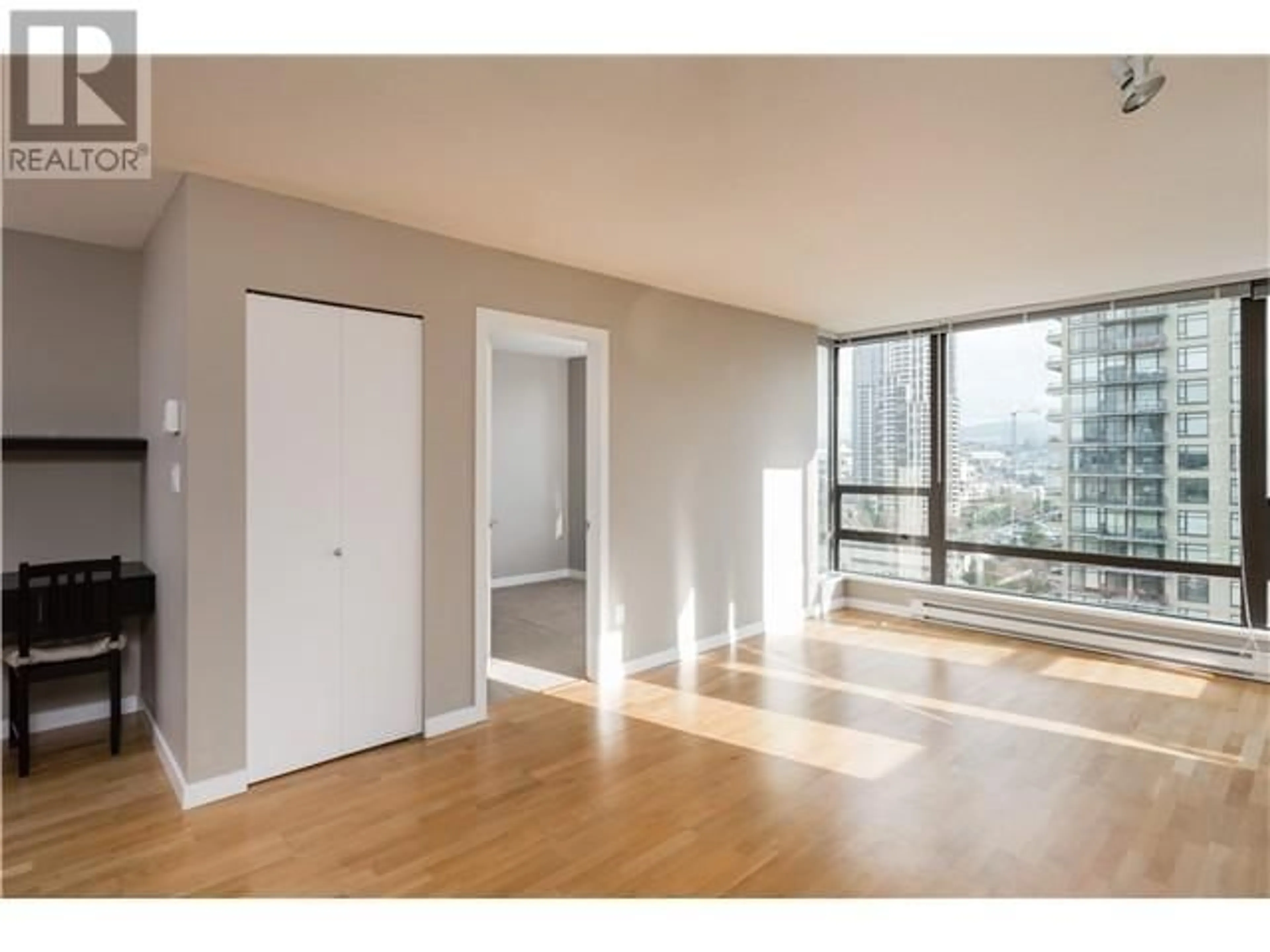 A pic of a room for 1602 - 4182 DAWSON STREET, Burnaby British Columbia V5C0A2