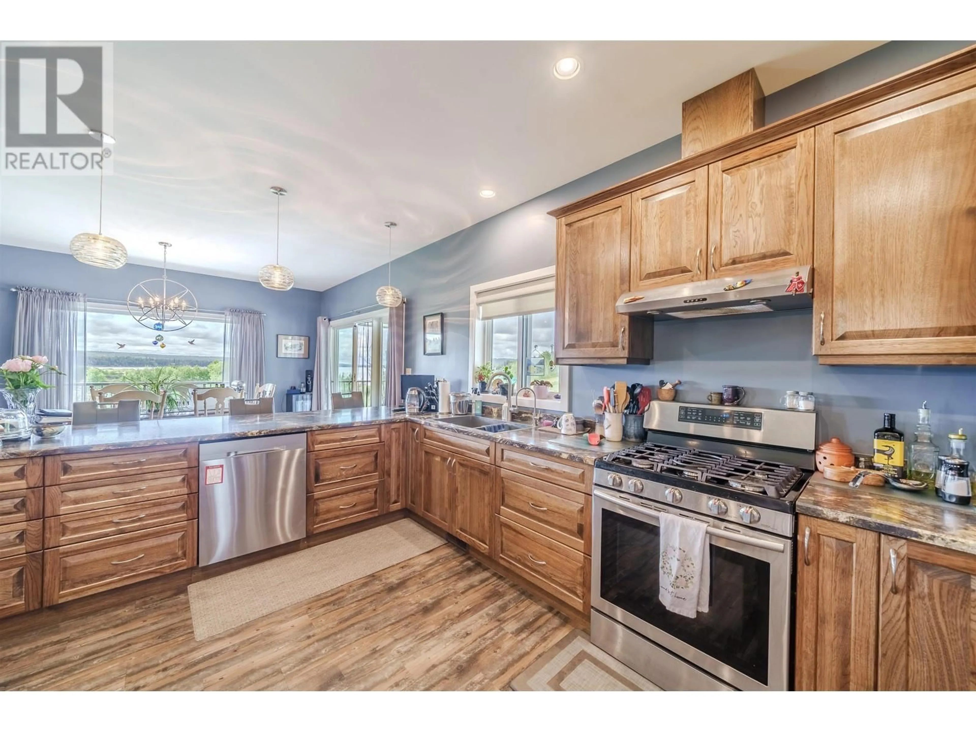 Open concept kitchen, unknown for 4162 LAC LA HACHE STATION ROAD, 100 Mile House British Columbia V0K1T0
