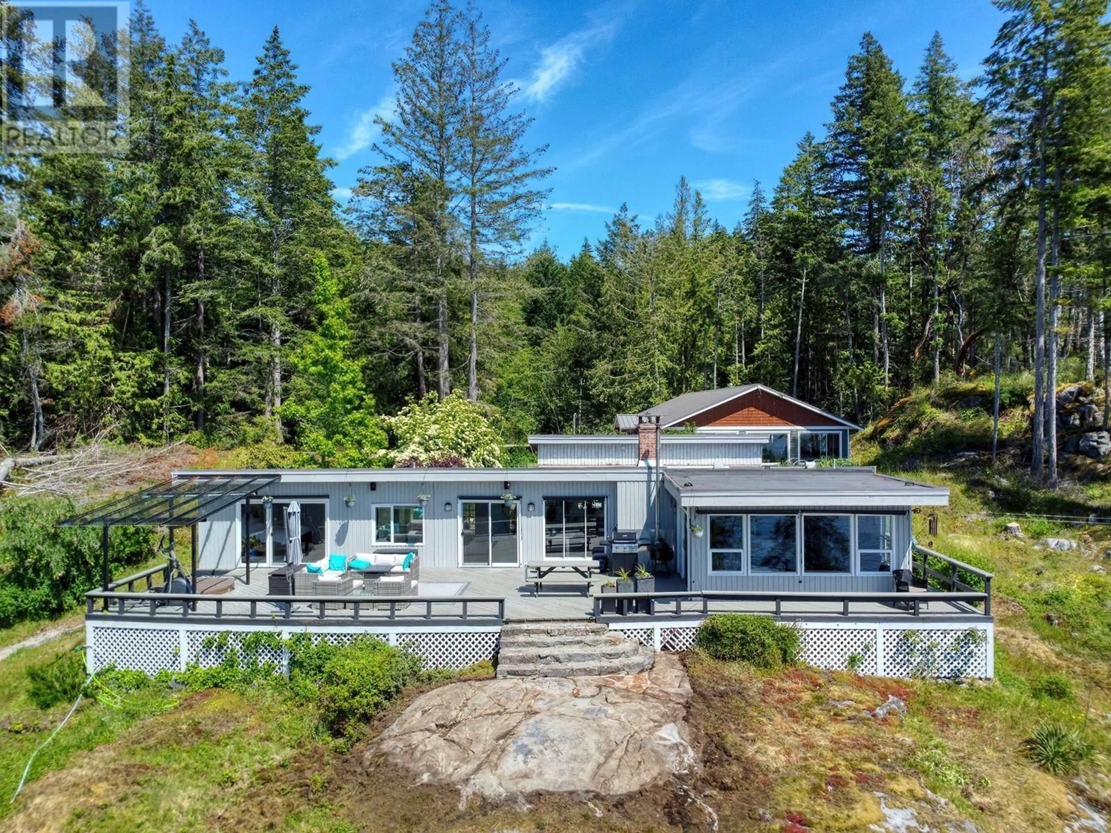 A pic from outside/outdoor area/front of a property/back of a property/a pic from drone, water/lake/river/ocean view for 10991- - 10993 SUNSHINE COAST HIGHWAY, Halfmoon Bay British Columbia V7Z1B8