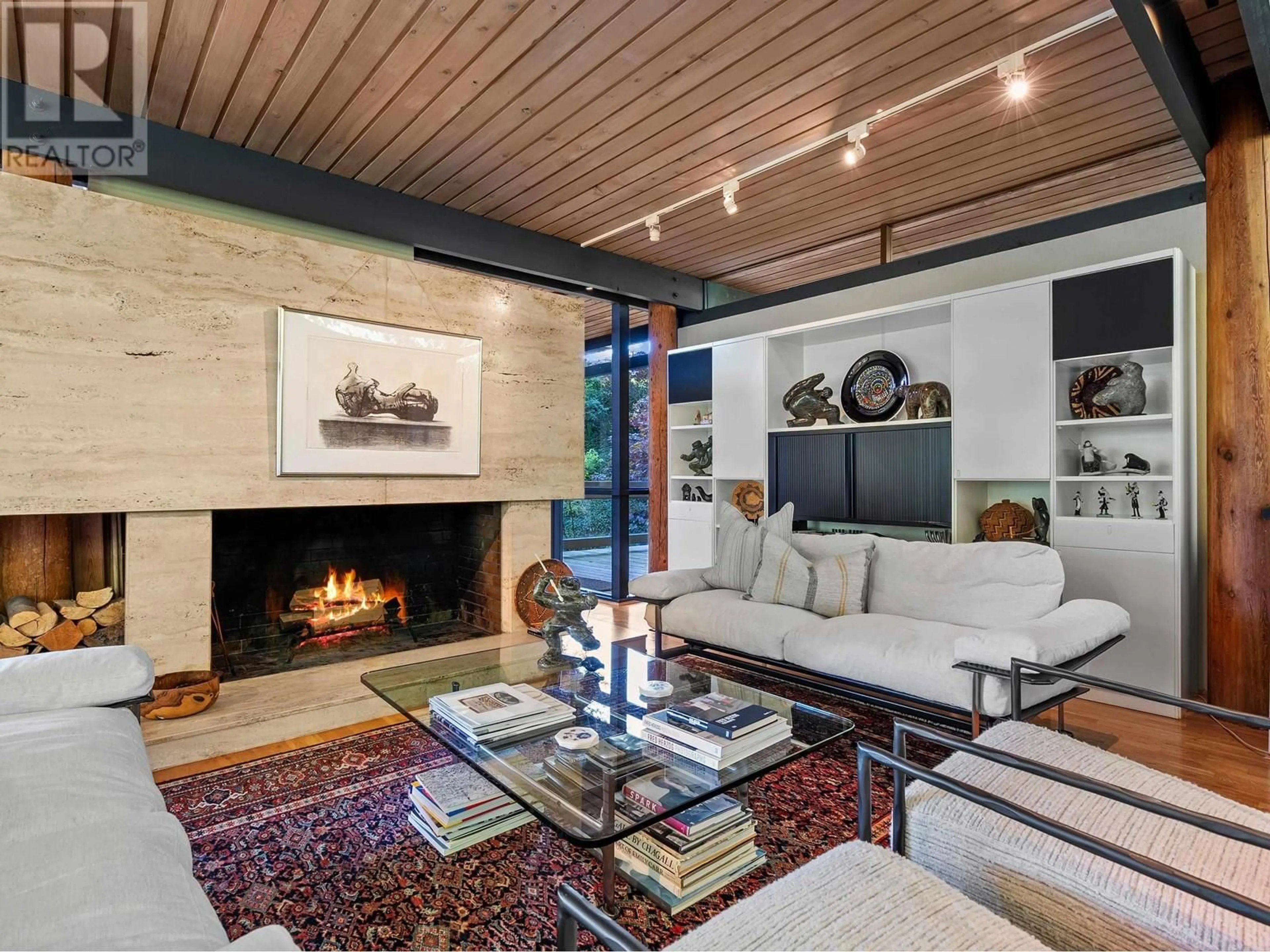 Living room with furniture, unknown for 1740 QUEENS AVENUE, West Vancouver British Columbia V7V2X7
