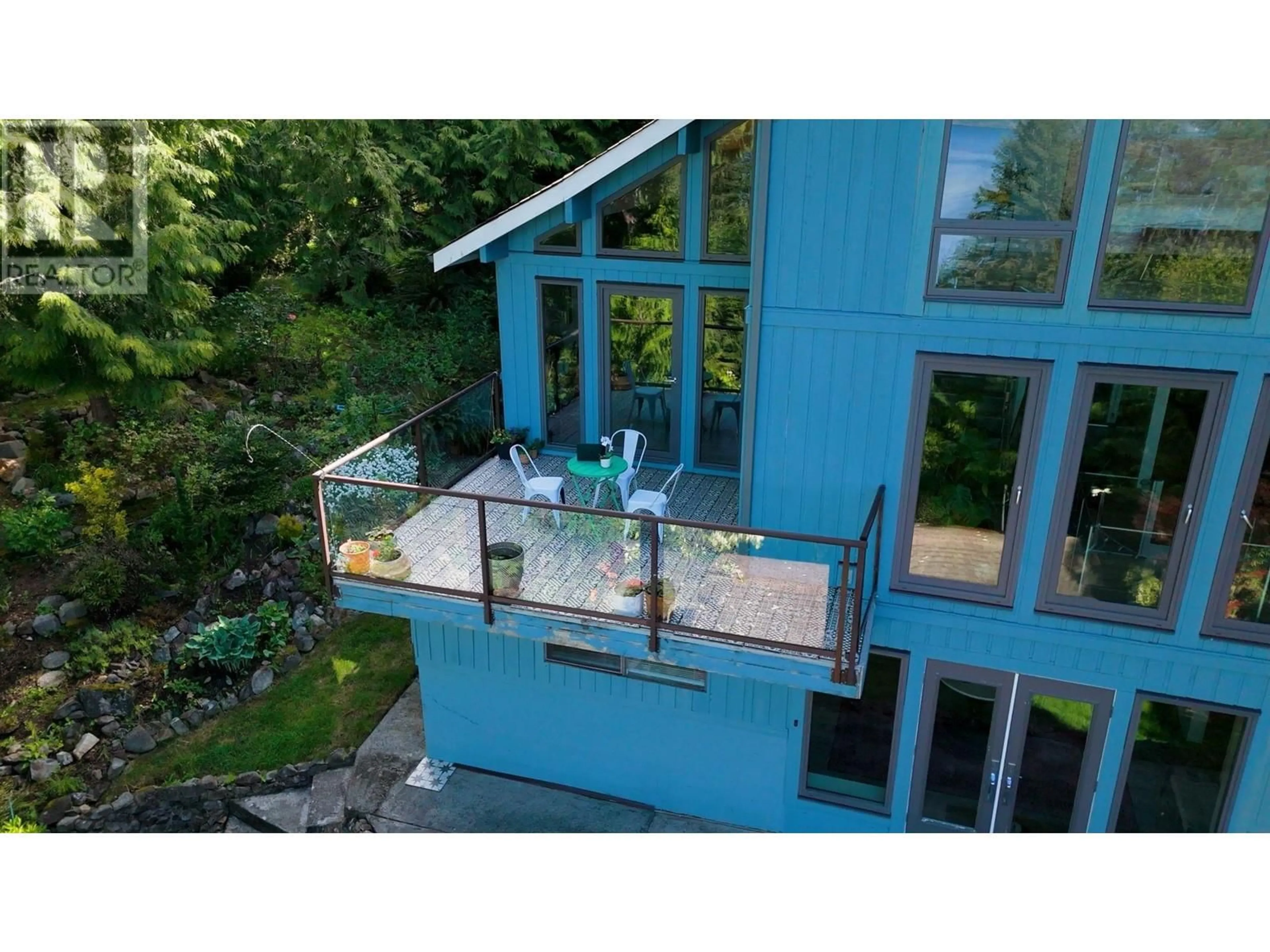 Unknown for 445 MOUNTAIN DRIVE, Lions Bay British Columbia V0N2E0