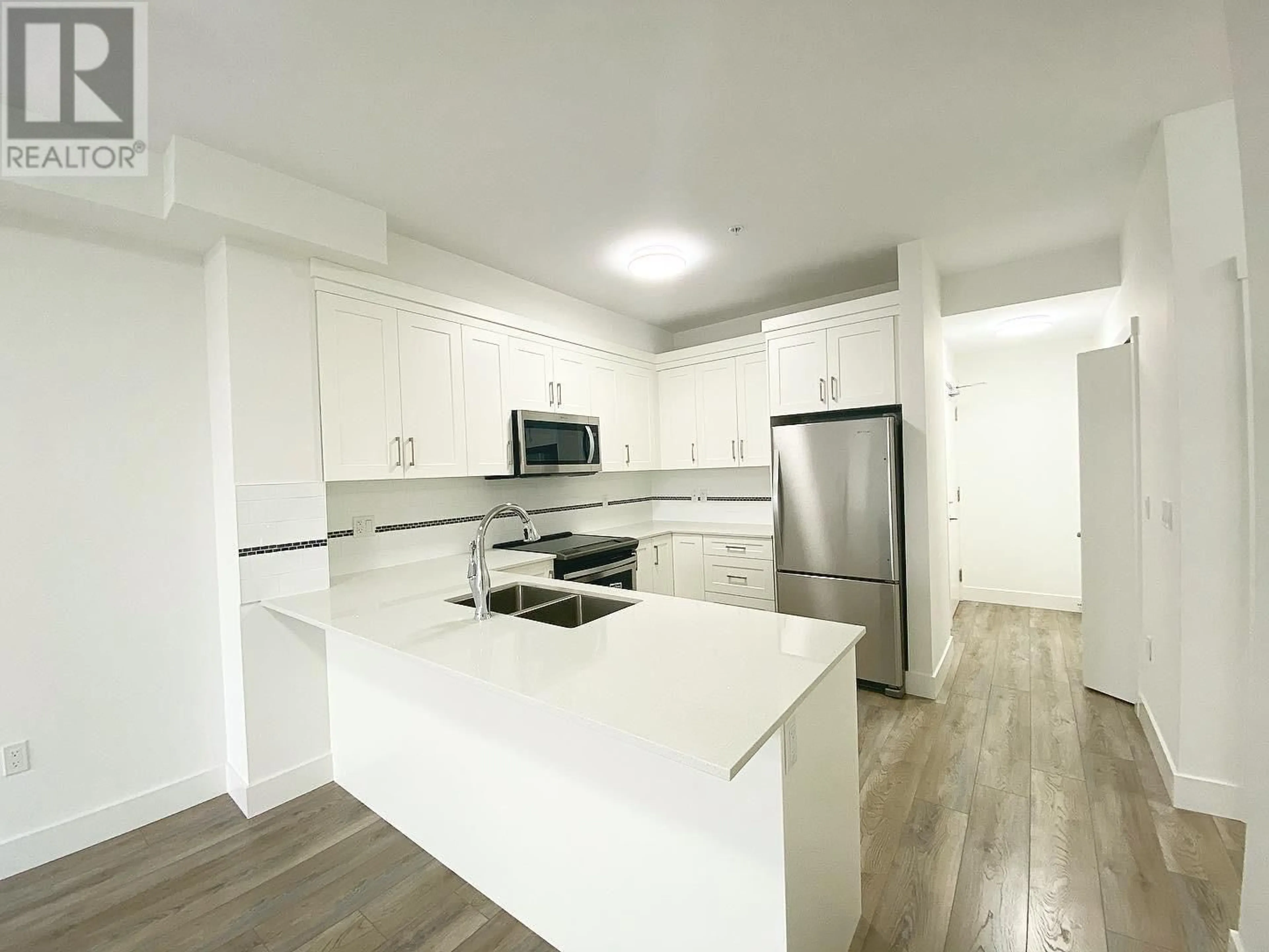 Standard kitchen, unknown for 408 - 22577 ROYAL CRESCENT, Maple Ridge British Columbia V2X2M2