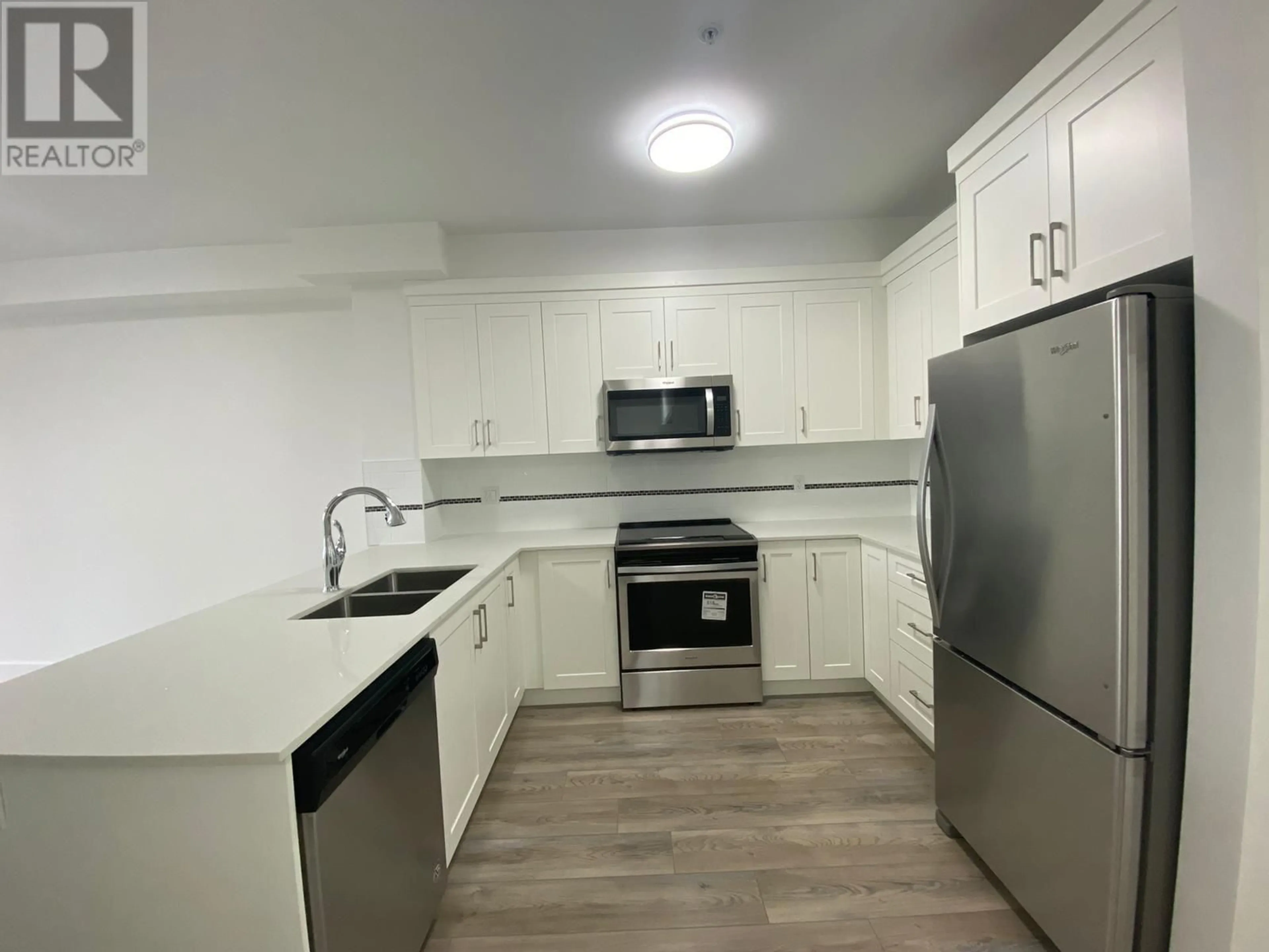 Standard kitchen, unknown for 408 - 22577 ROYAL CRESCENT, Maple Ridge British Columbia V2X2M2