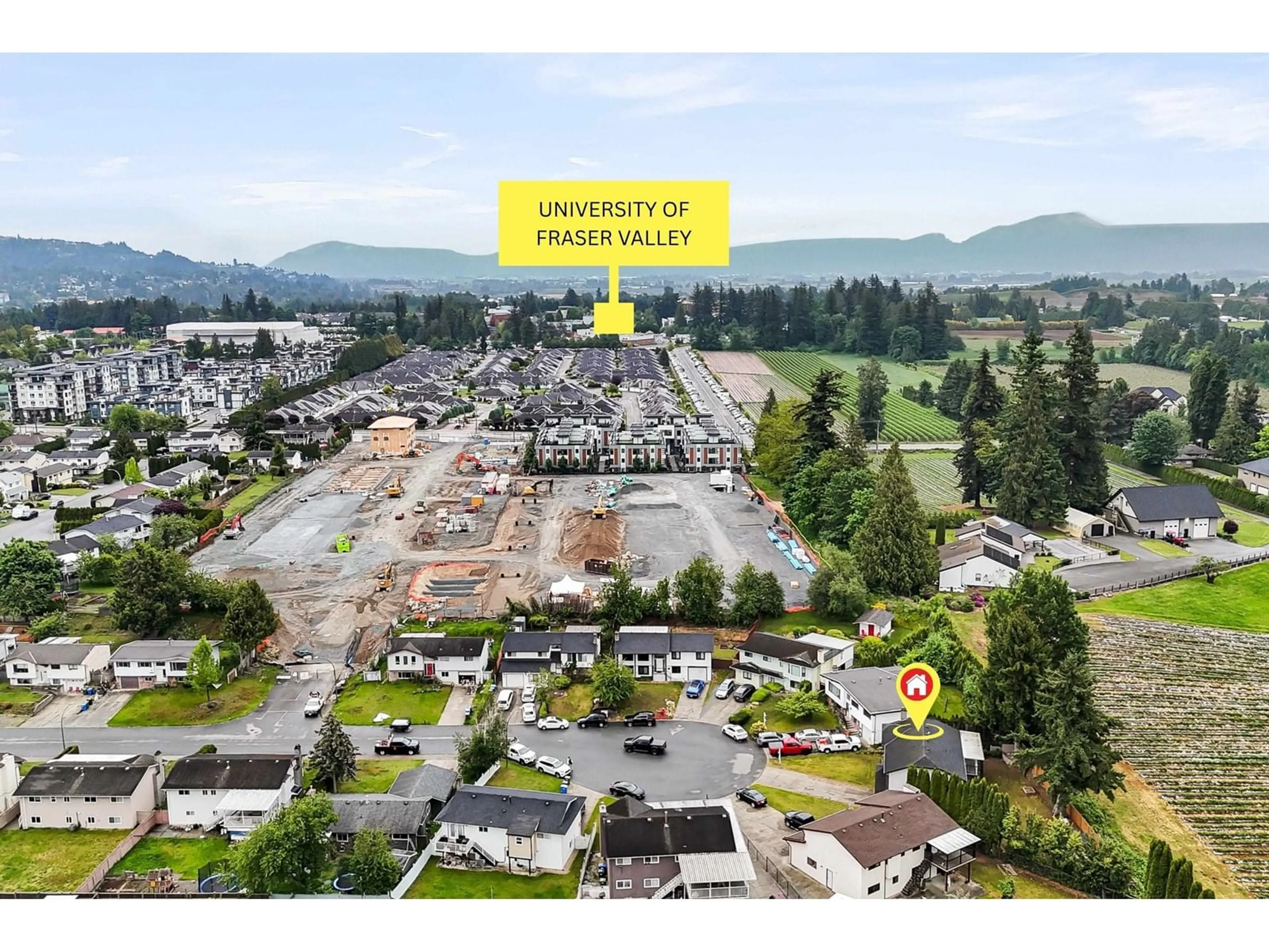 A pic from outside/outdoor area/front of a property/back of a property/a pic from drone, mountain view for 1417 KIPLING, Abbotsford British Columbia V2S6J9