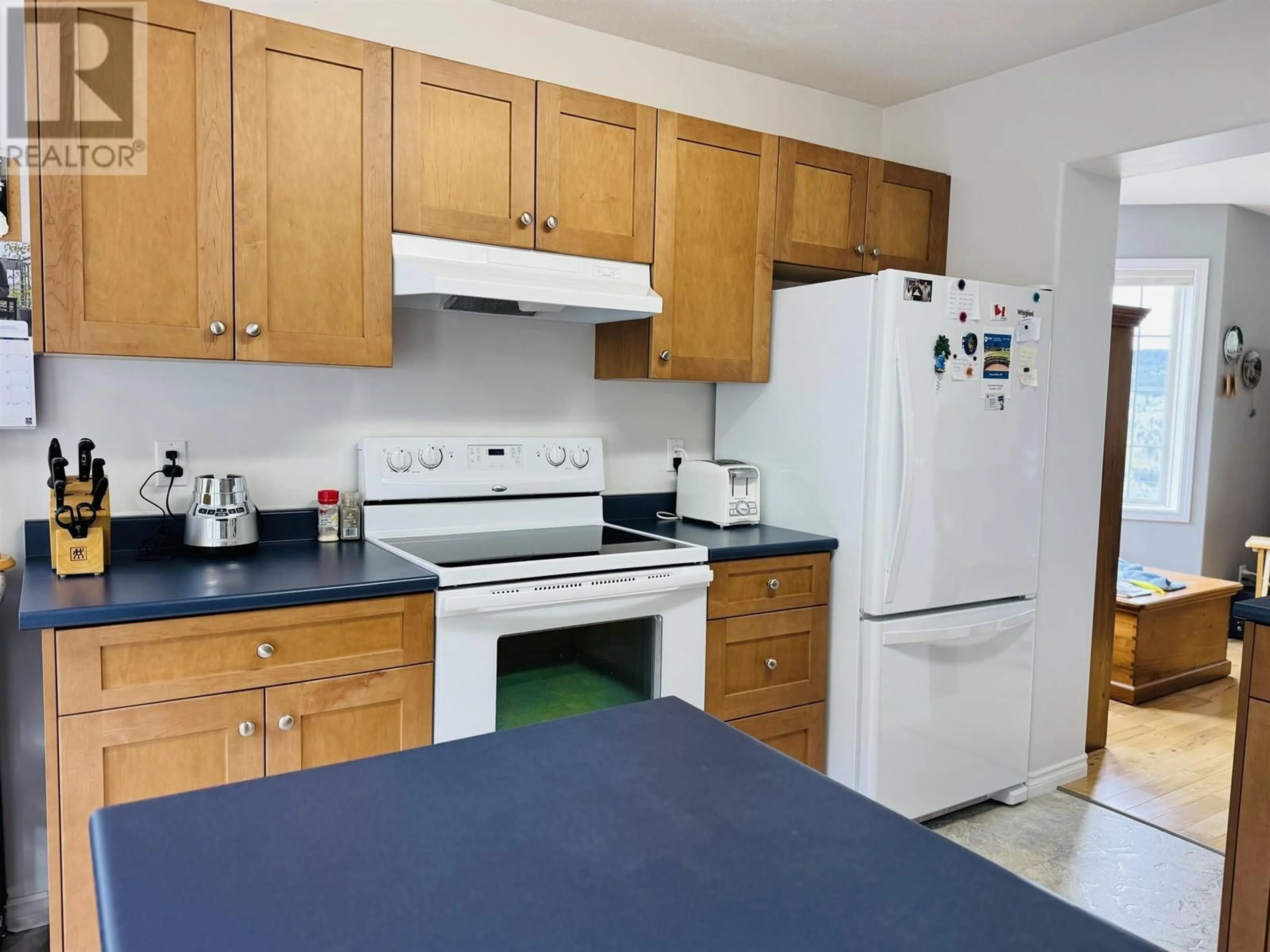 Standard kitchen, unknown for 44 - 350 PEARKES DRIVE, Williams Lake British Columbia V2G4T2