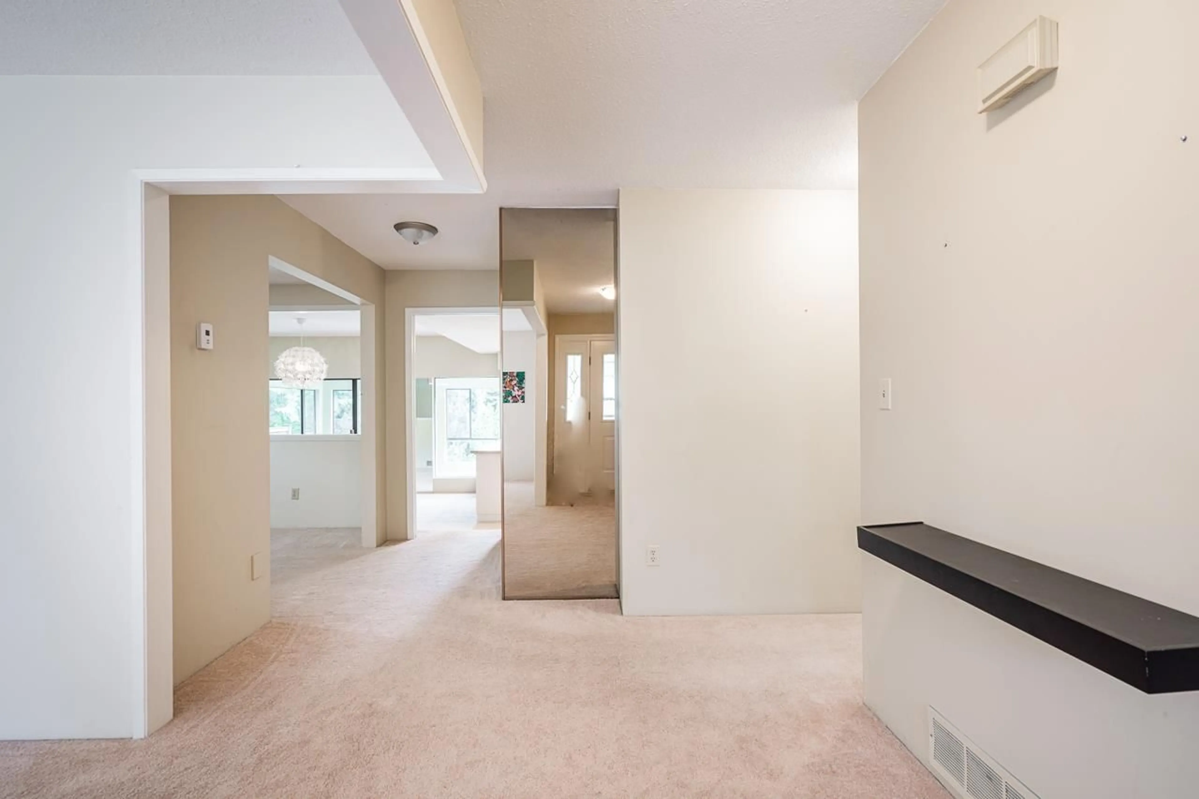 Indoor foyer for 16112 10, Surrey British Columbia V4A1A8
