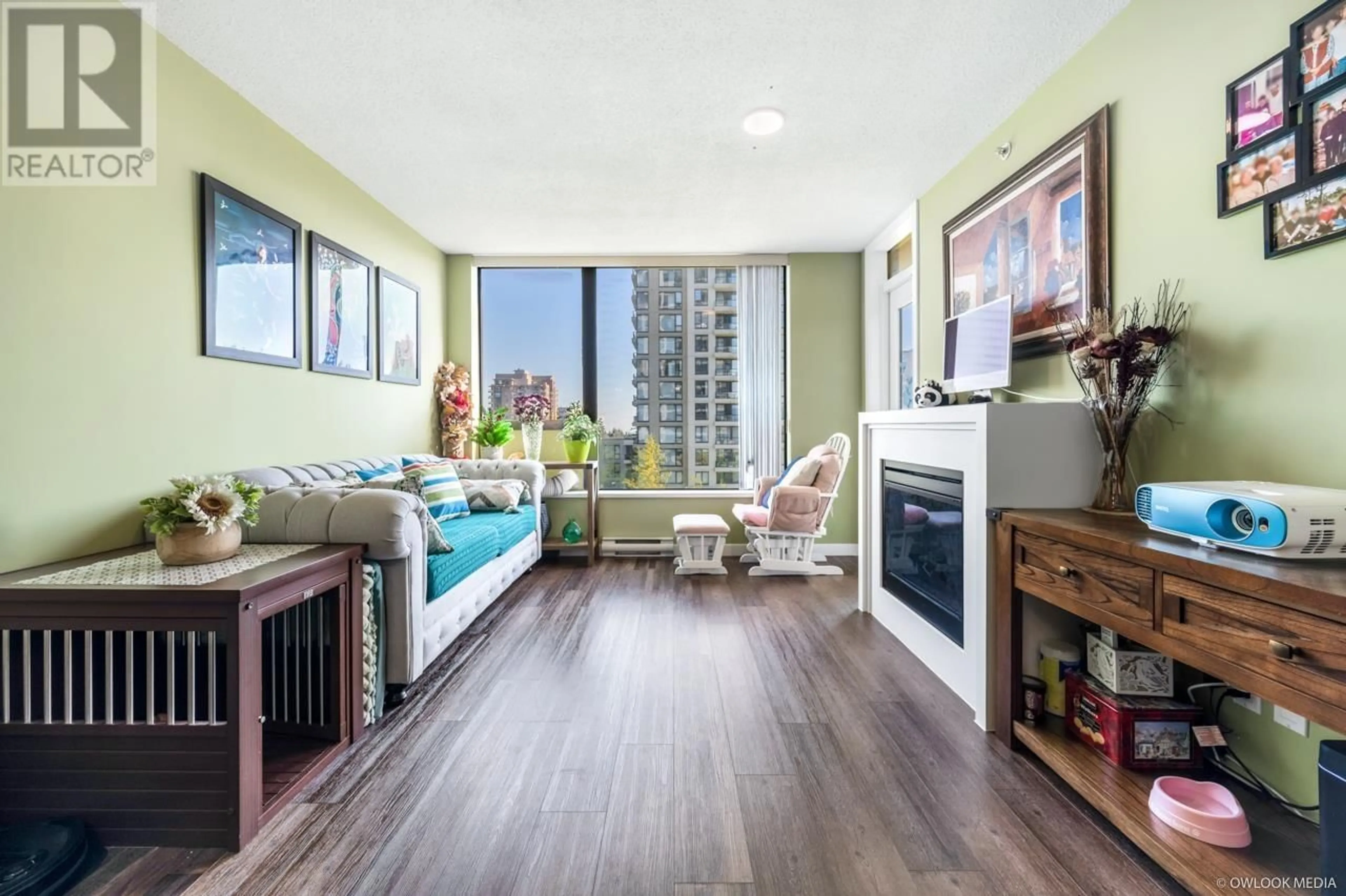 Living room with furniture, wood/laminate floor for 601 - 7108 COLLIER STREET, Burnaby British Columbia V5E0A1