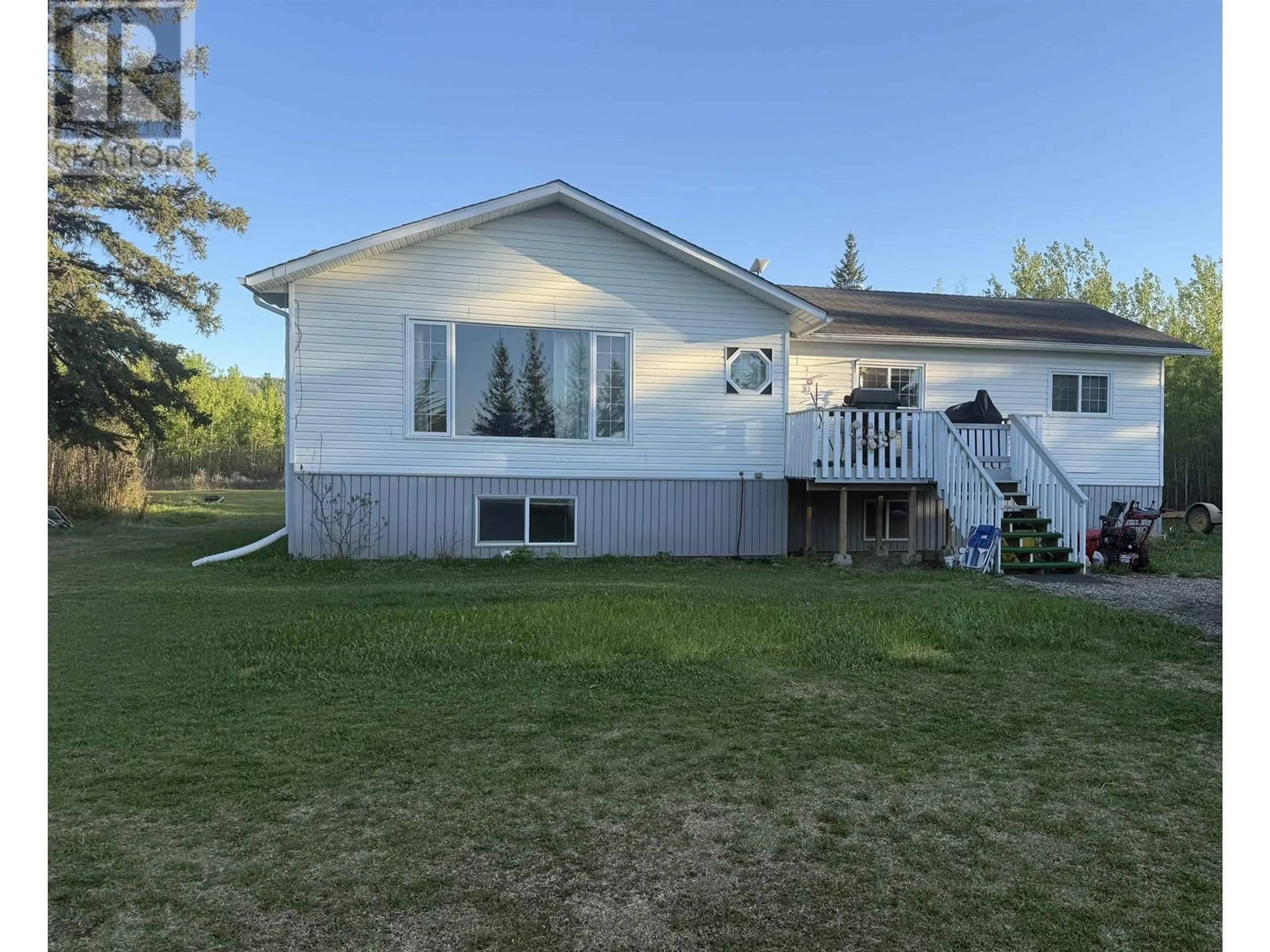 A pic from outside/outdoor area/front of a property/back of a property/a pic from drone, water/lake/river/ocean view for 5481 JOHNSON ROAD, Taylor British Columbia V0C2K0