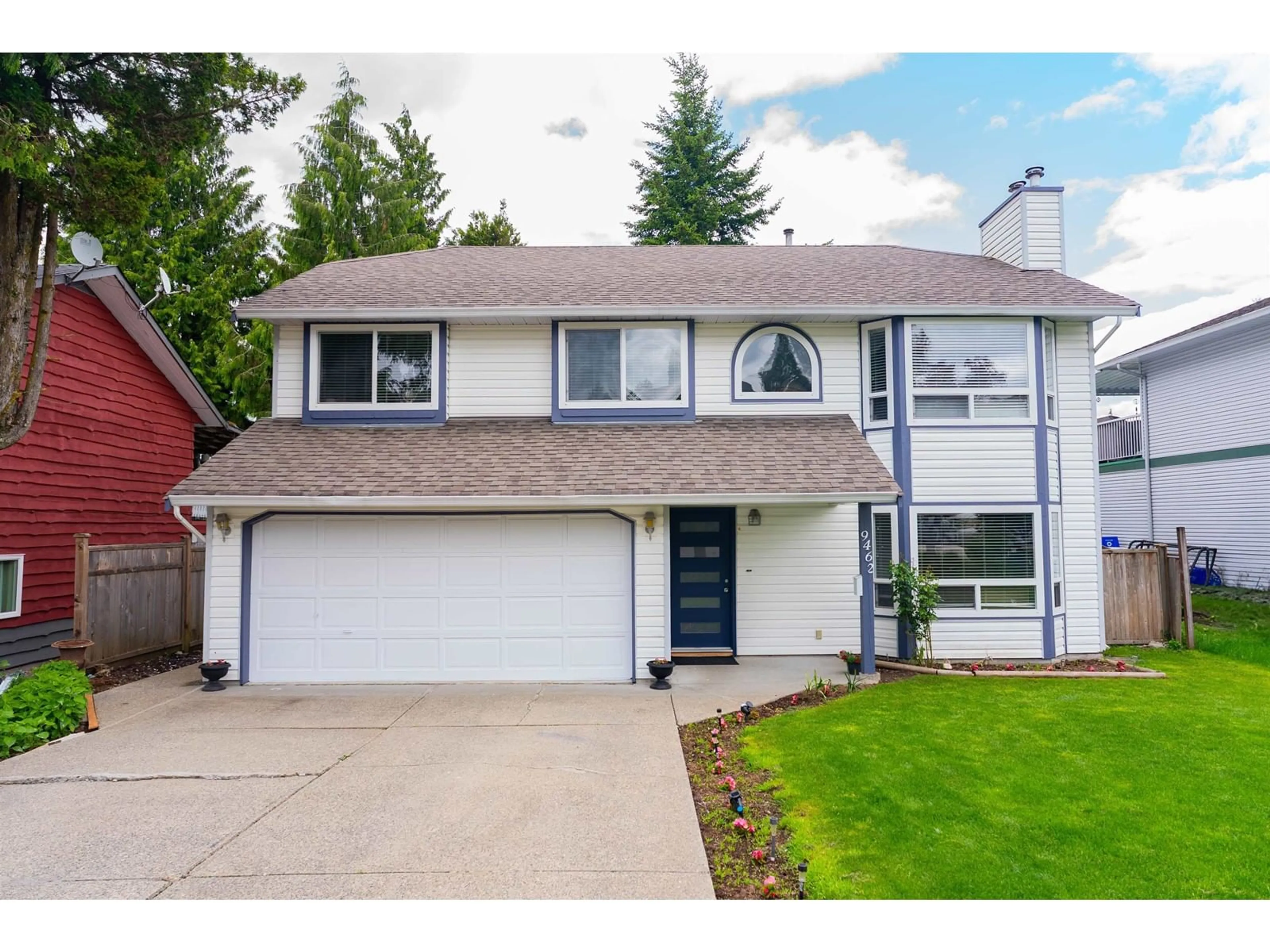 Home with vinyl exterior material, street for 9462 159A, Surrey British Columbia V4N2L9