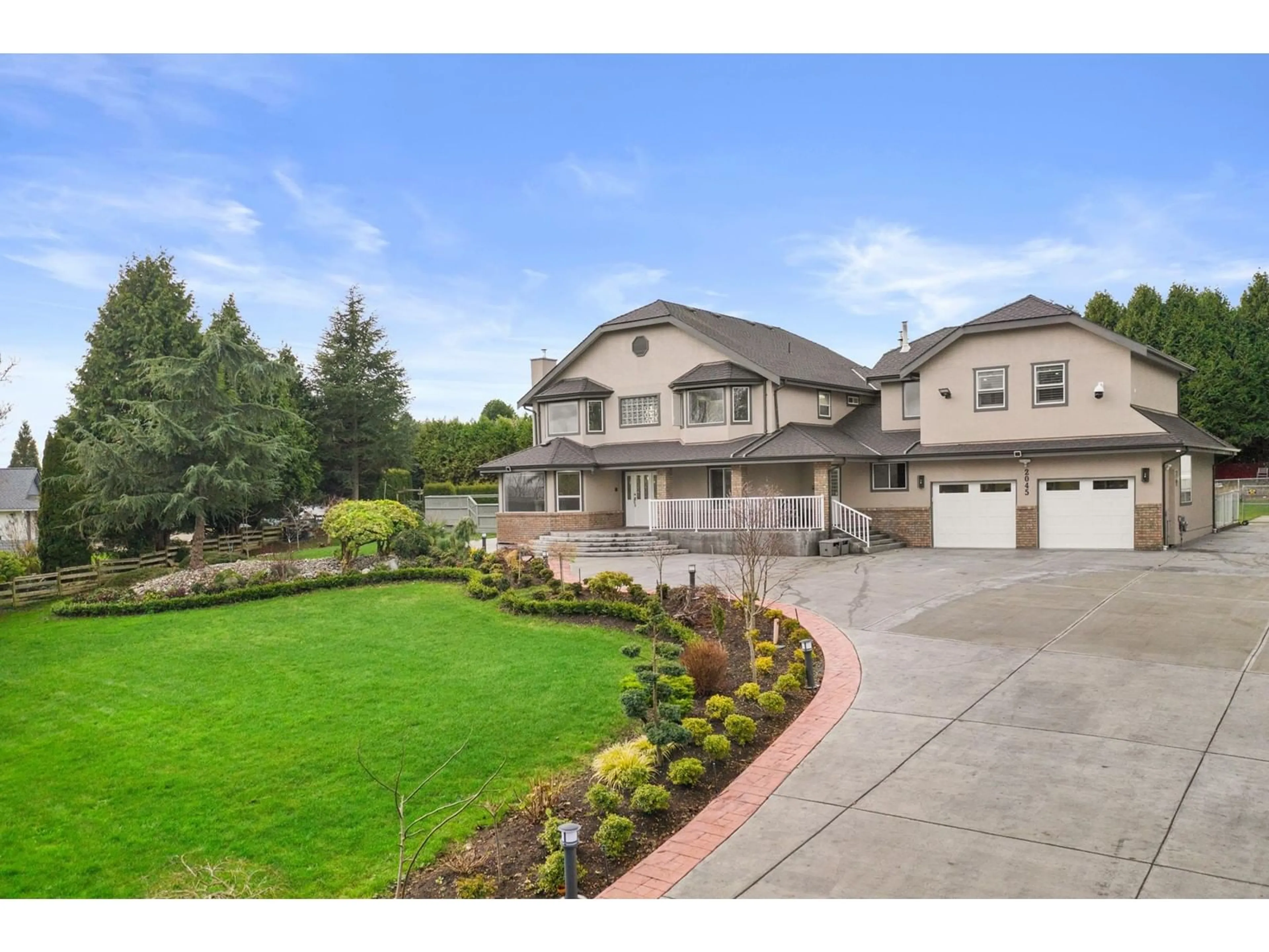 A pic from outside/outdoor area/front of a property/back of a property/a pic from drone, street for 2045 183, Surrey British Columbia V3Z9W1