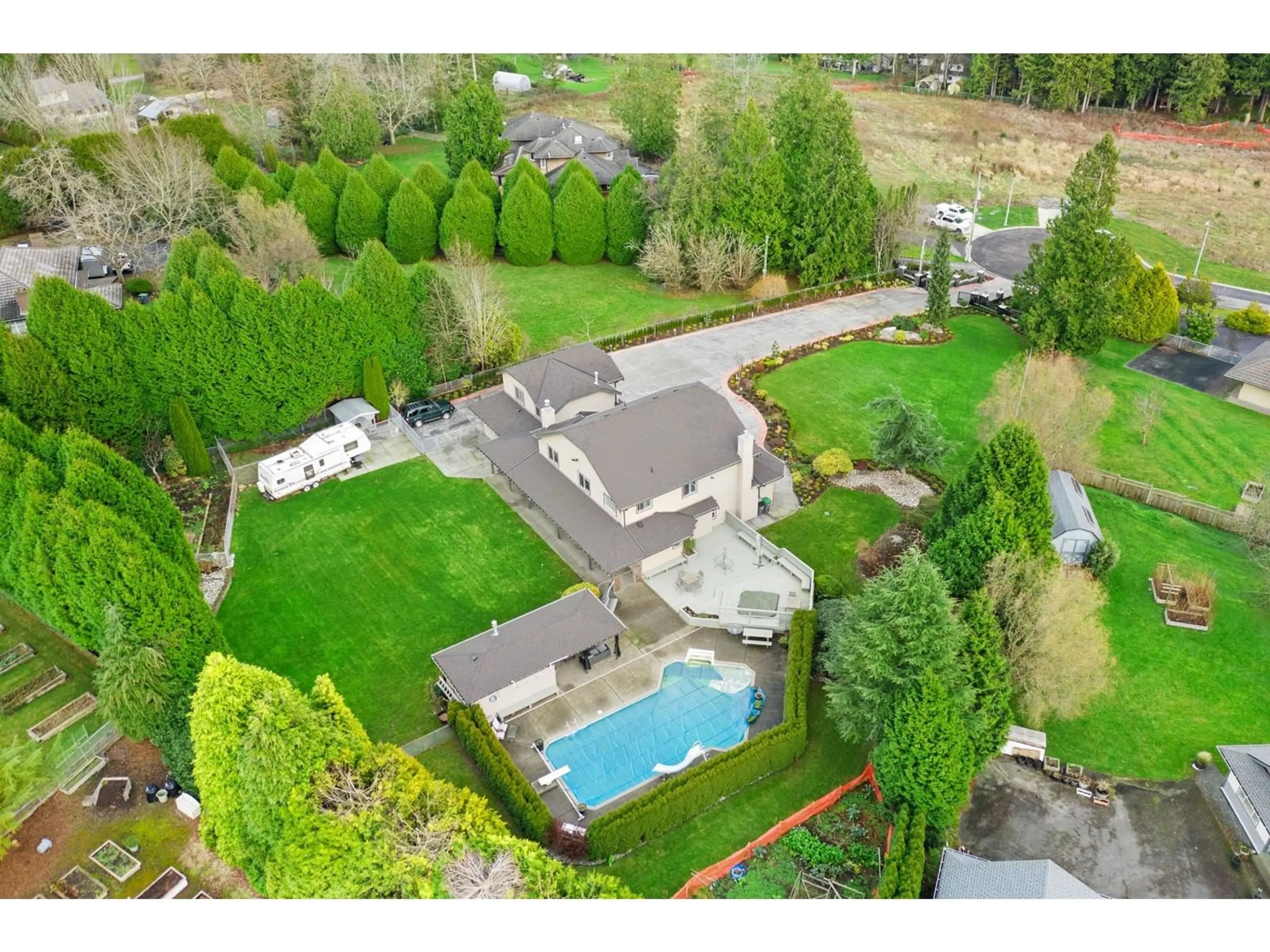 A pic from outside/outdoor area/front of a property/back of a property/a pic from drone, unknown for 2045 183, Surrey British Columbia V3Z9W1