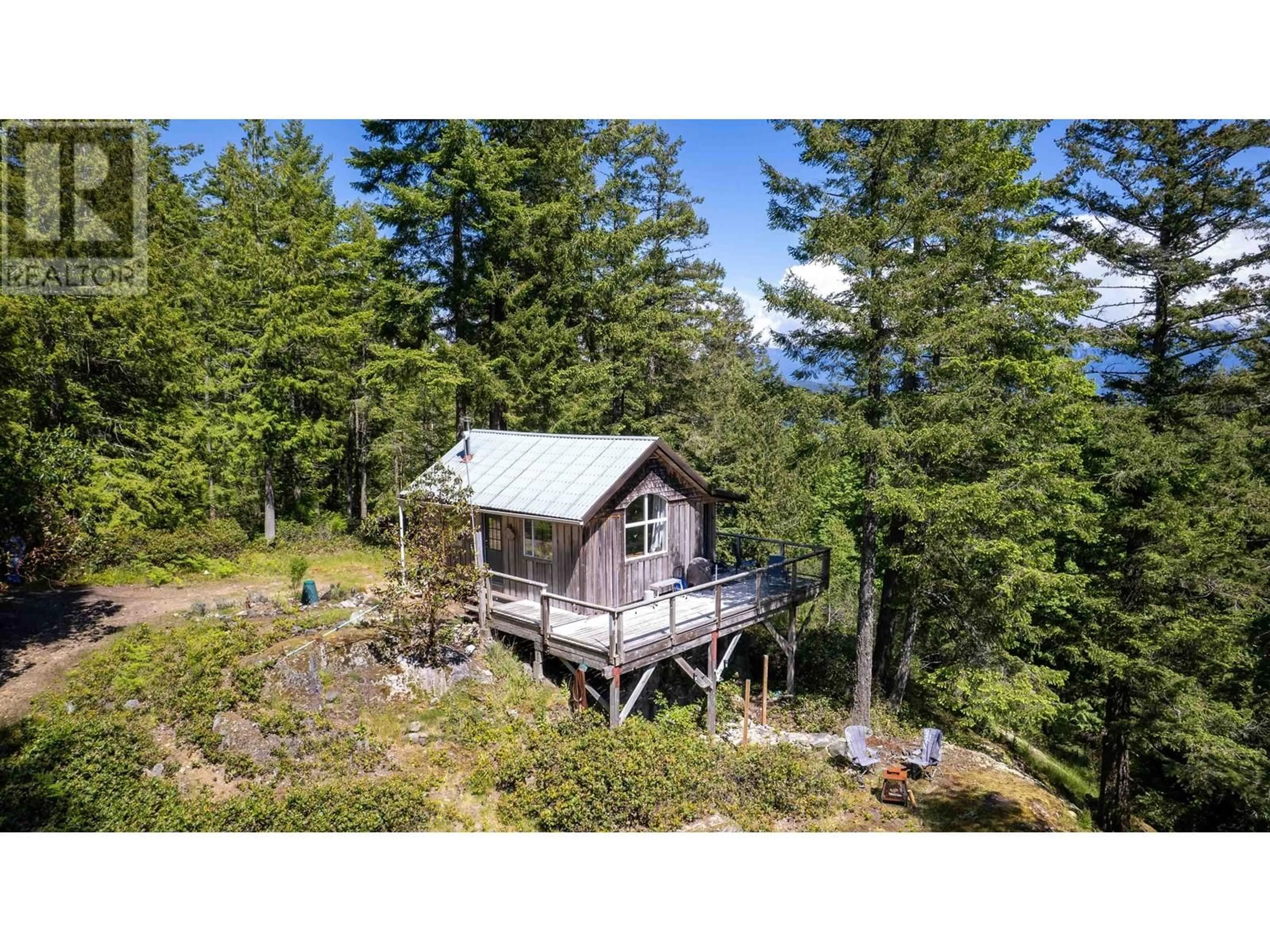 A pic from outside/outdoor area/front of a property/back of a property/a pic from drone, forest/trees view for 586 TREASURE TROVE ROAD, Keats Island British Columbia V0N1V0