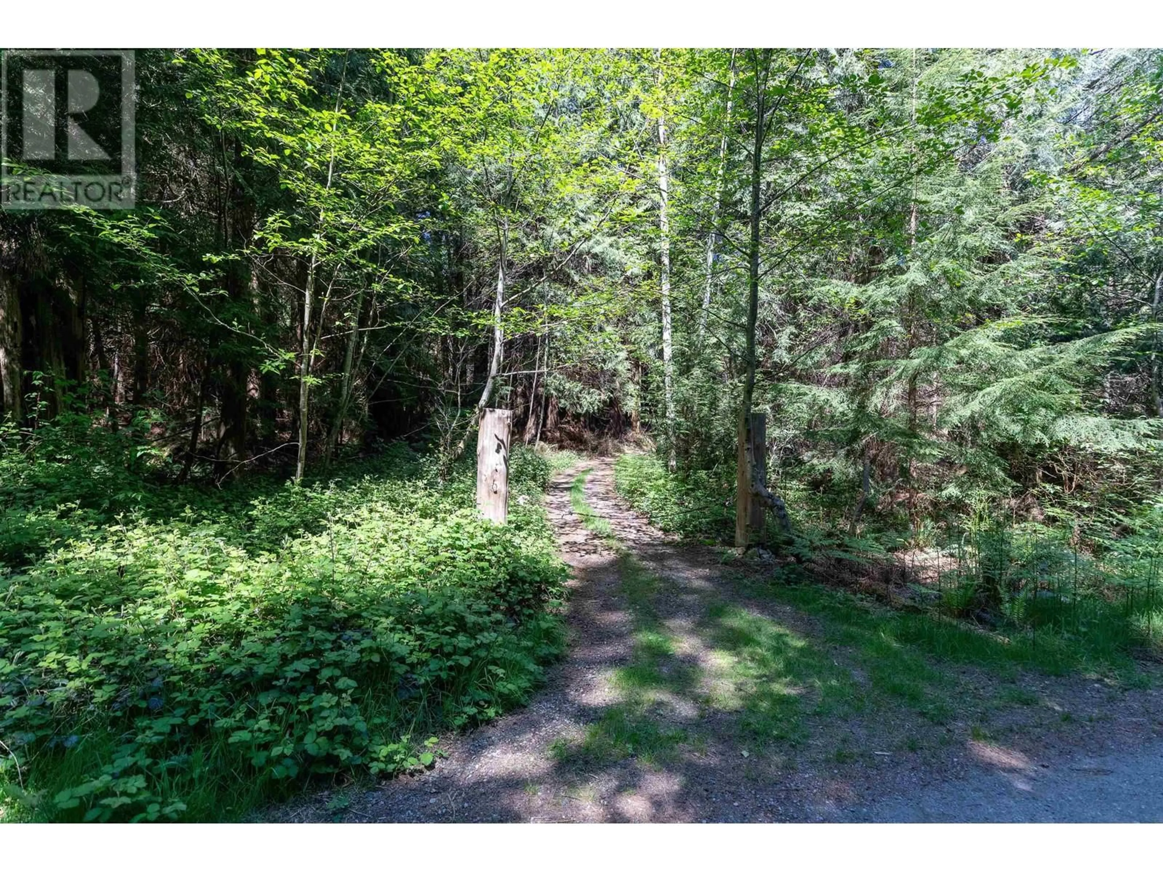 A pic from outside/outdoor area/front of a property/back of a property/a pic from drone, forest/trees view for 586 TREASURE TROVE ROAD, Keats Island British Columbia V0N1V0