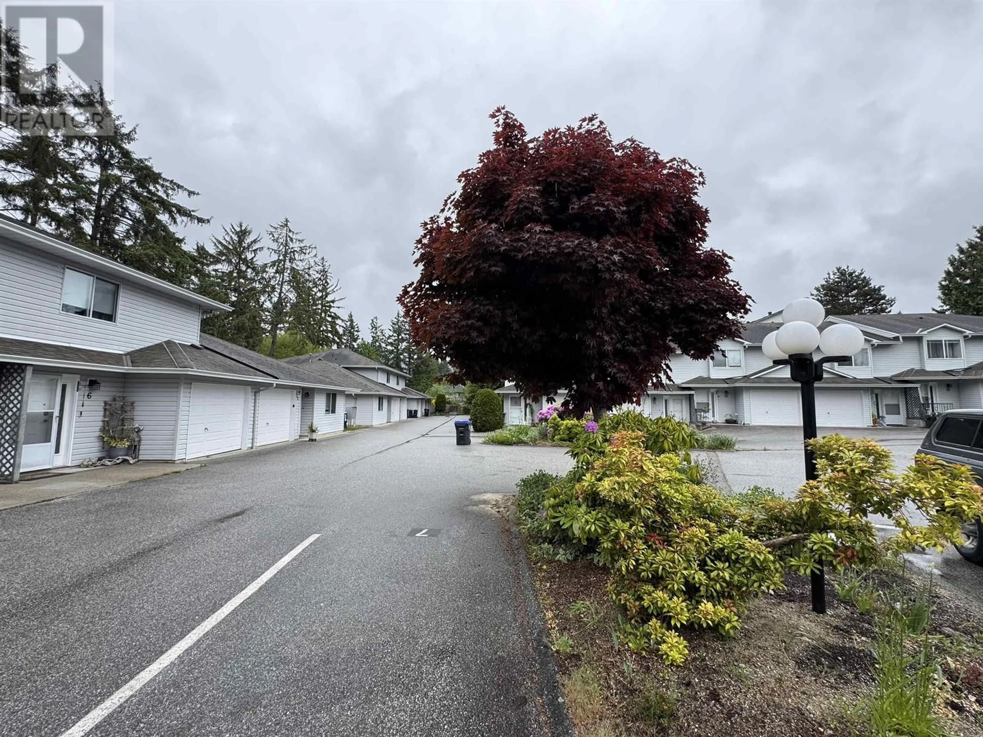 Unknown for 10 - 5706 EBBTIDE STREET, Sechelt British Columbia V7Z0J4