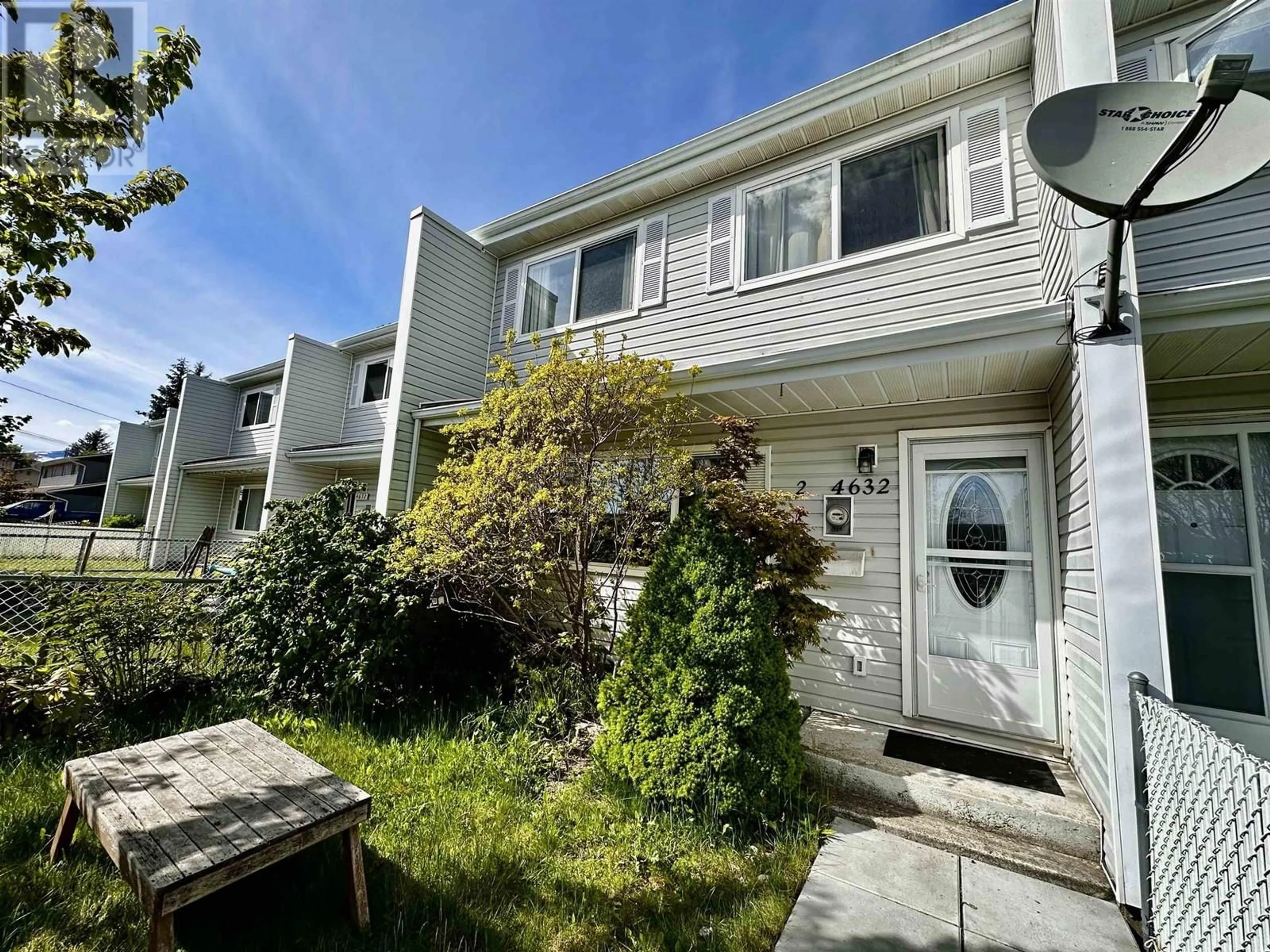 A pic from outside/outdoor area/front of a property/back of a property/a pic from drone, street for 2 - 4632 DAVIS AVENUE, Terrace British Columbia V8G1X7