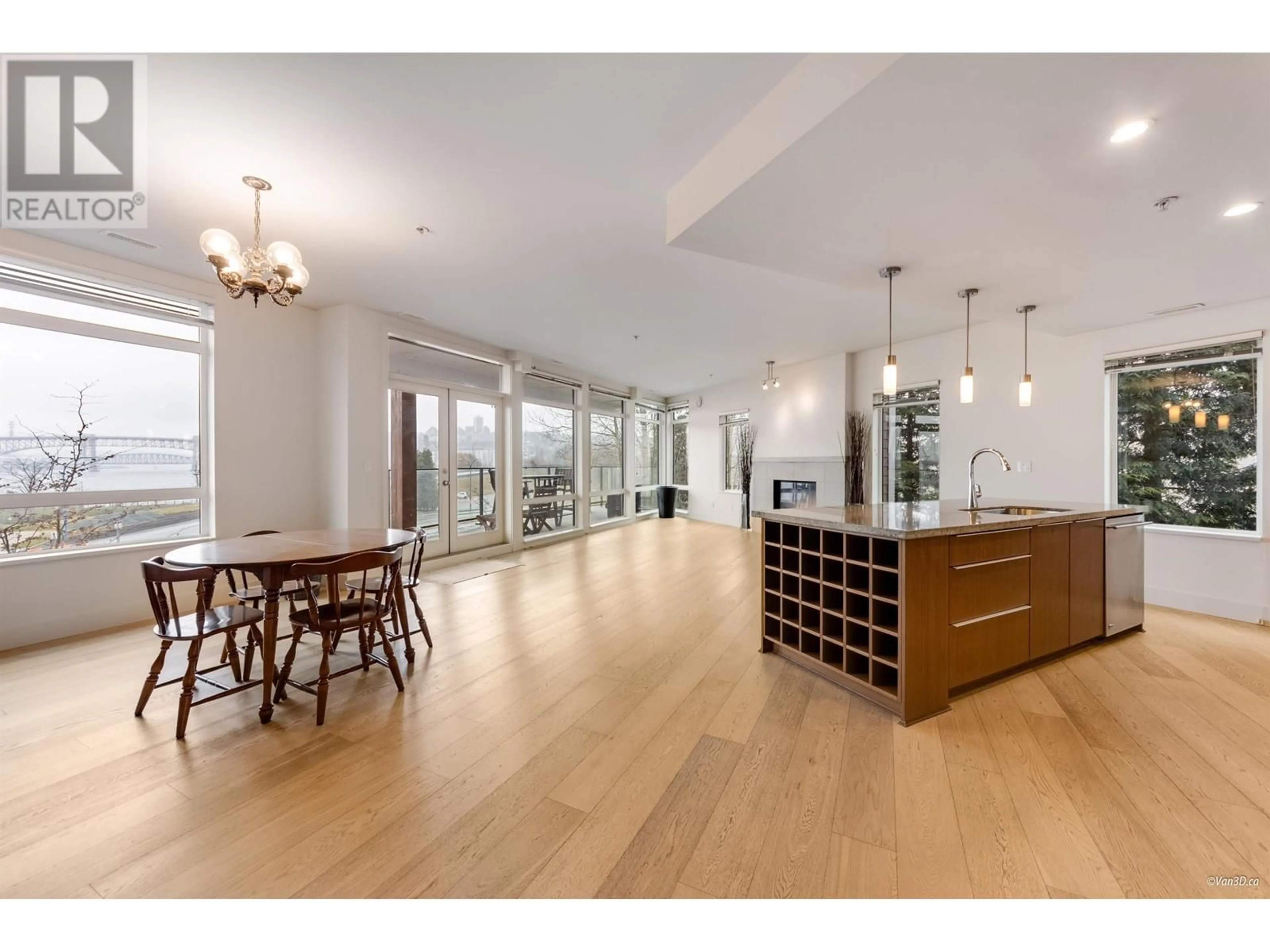 Open concept kitchen, wood/laminate floor for 2995 WALL STREET, Vancouver British Columbia V5K0A6