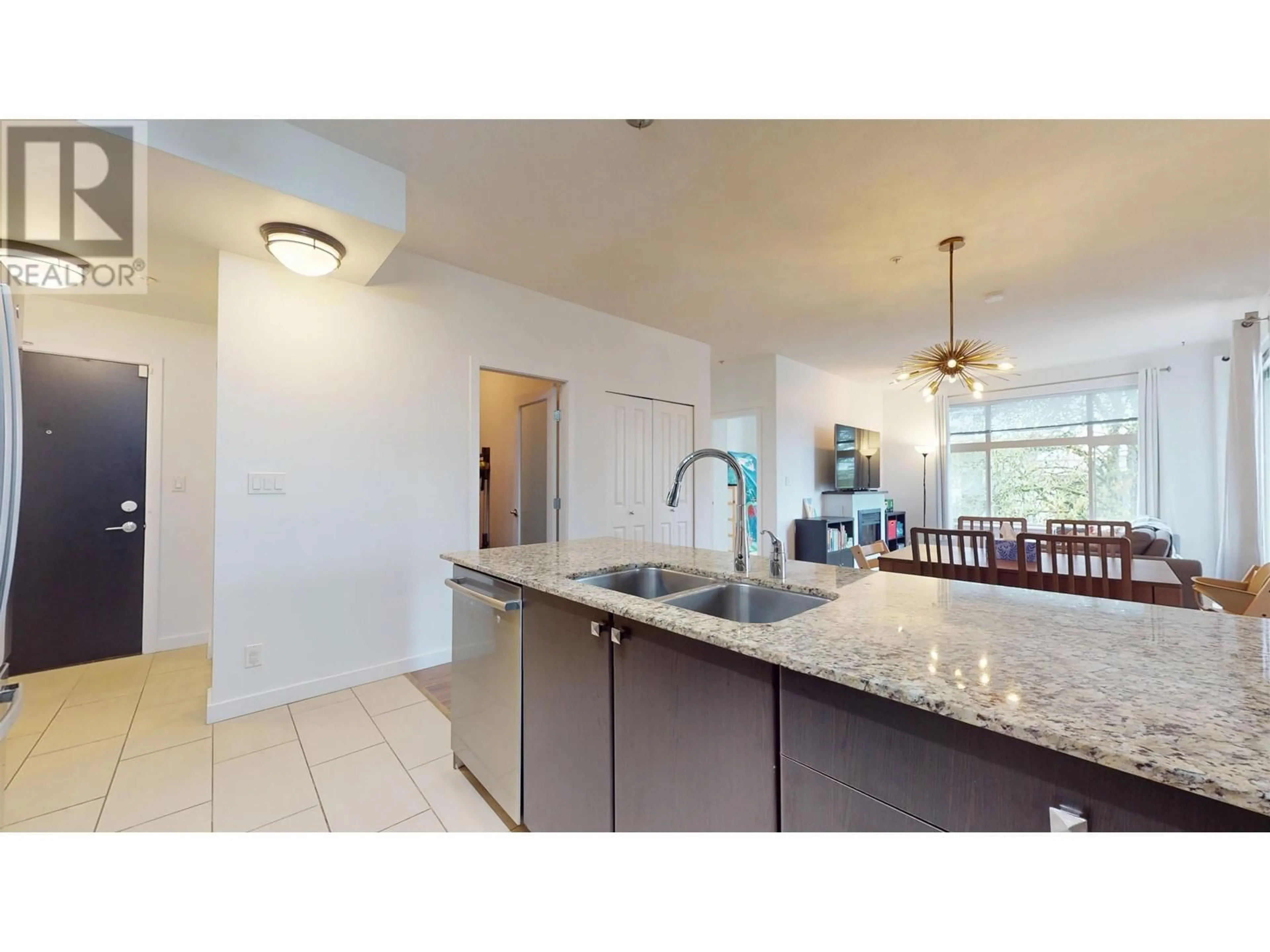 Open concept kitchen, ceramic/tile floor for 306 - 255 ROSS DRIVE, New Westminster British Columbia V3L0B6