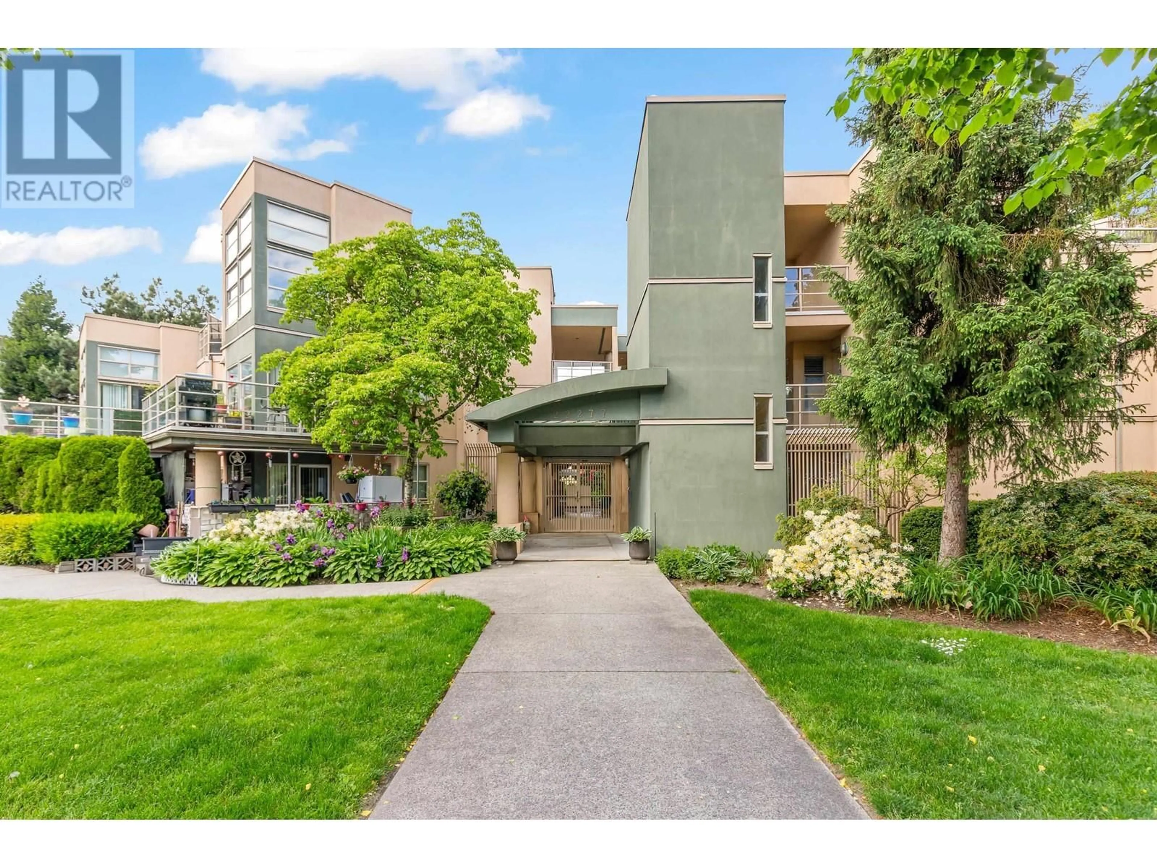 Unknown for 202 - 22277 122 AVENUE, Maple Ridge British Columbia V2X3X8