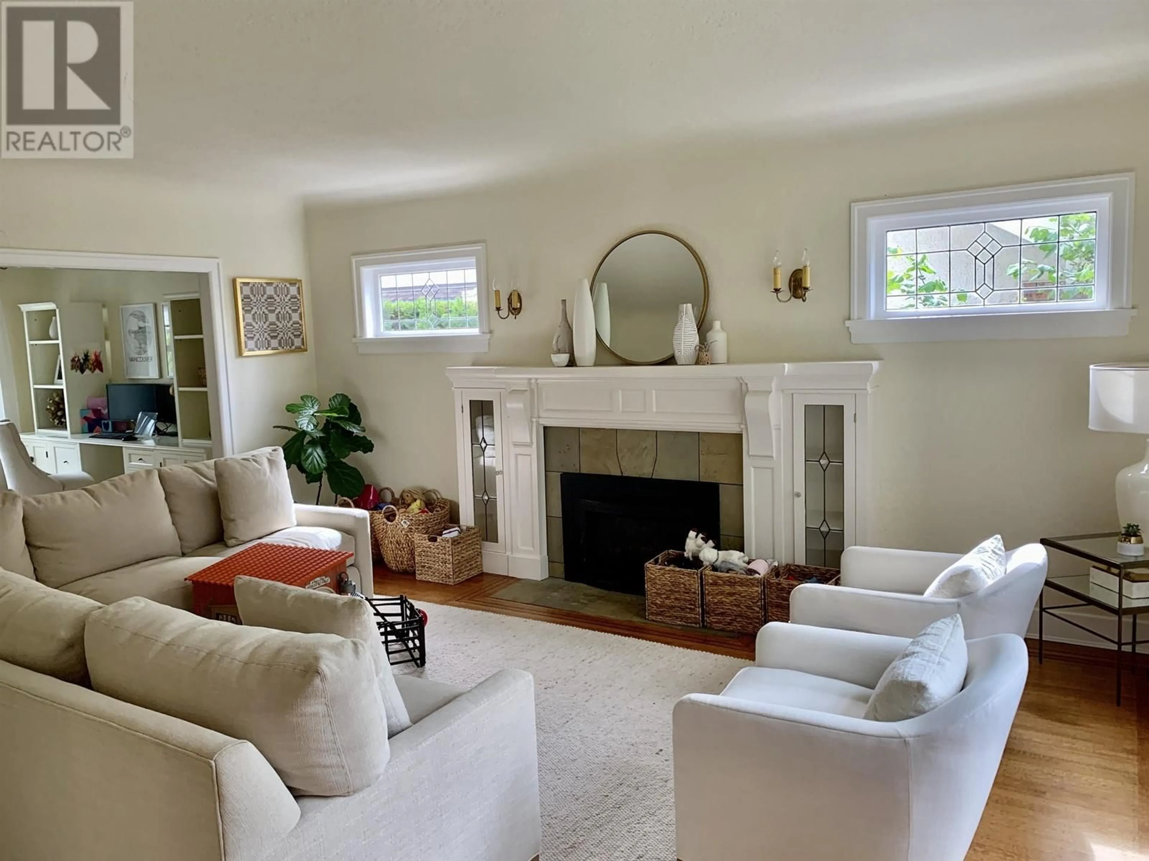 Living room with furniture, unknown for 3250 35TH AVENUE, Vancouver British Columbia V6N2N1