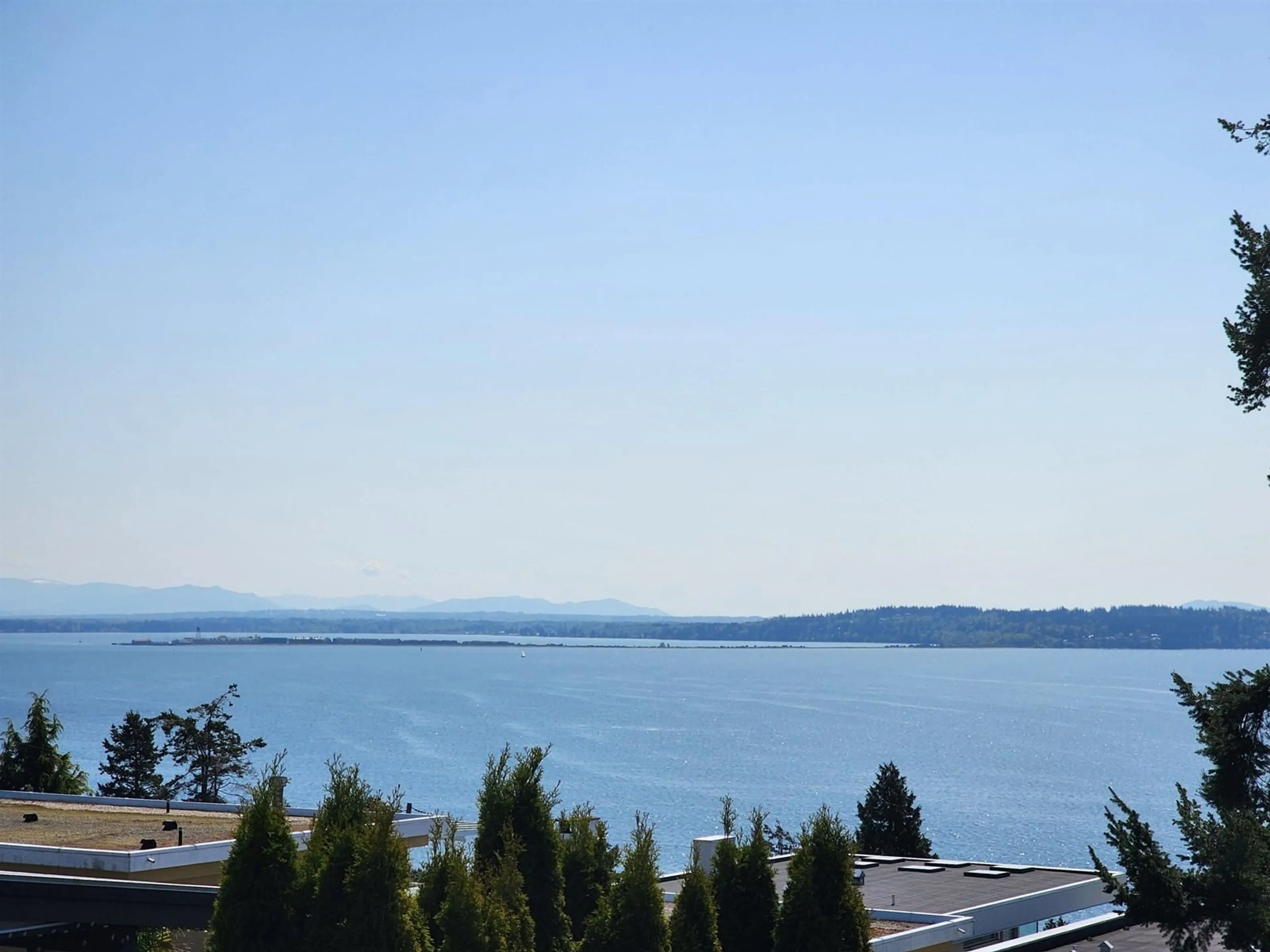 Unknown for 14366 MAGDALEN, White Rock British Columbia V4B2X3