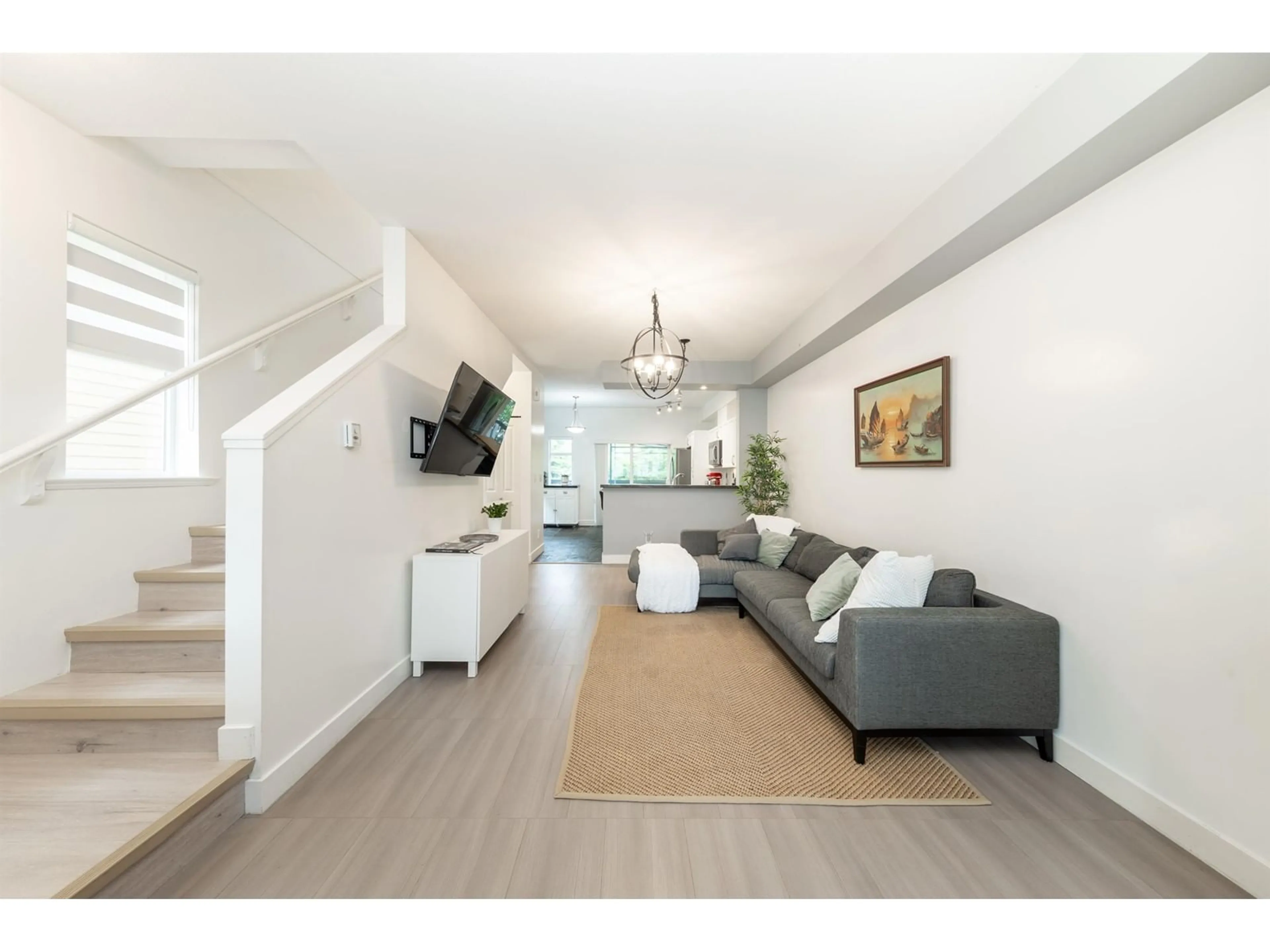 Living room with furniture, unknown for 81 - 19932 70, Langley British Columbia V2Y3C6