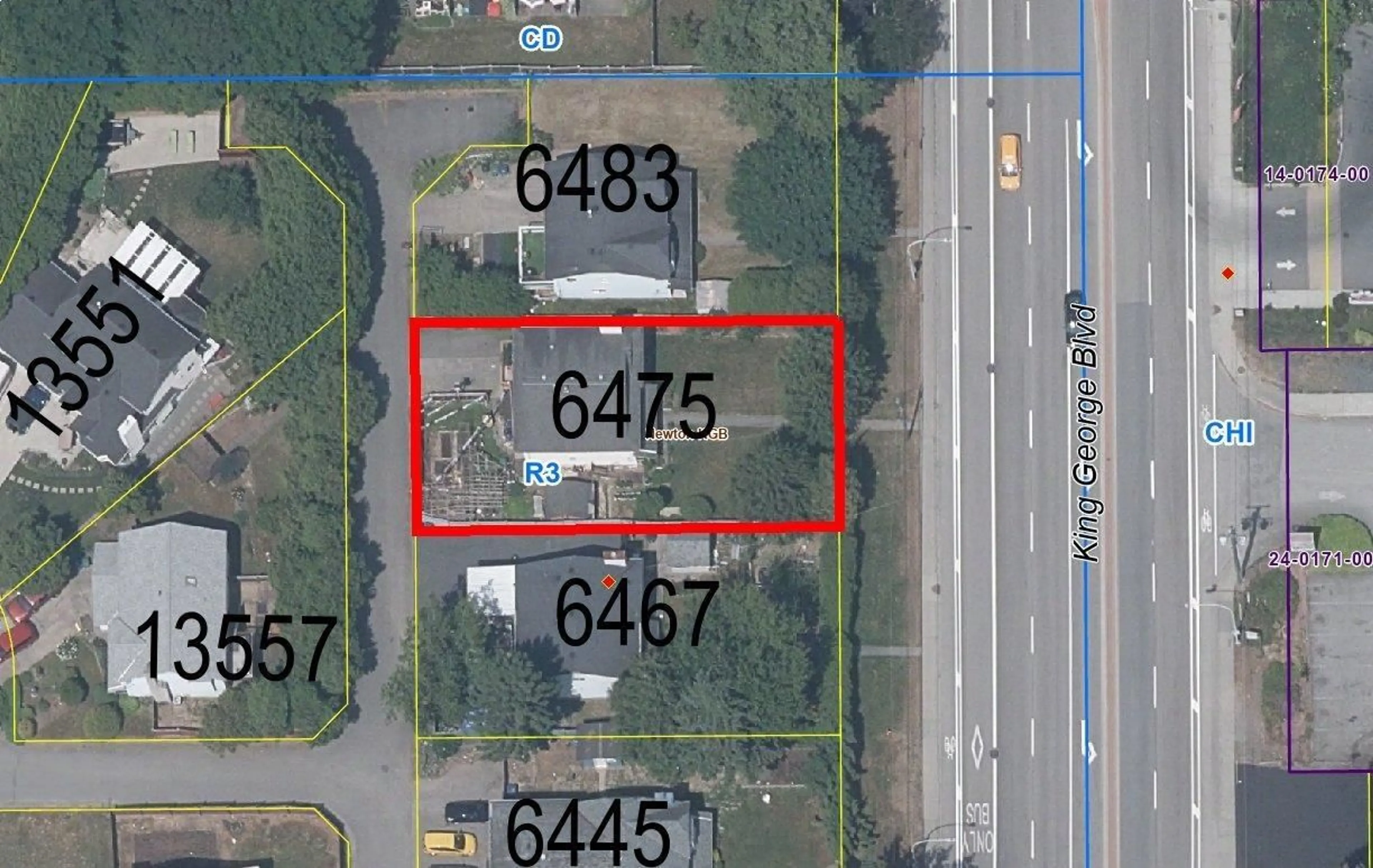 A pic from outside/outdoor area/front of a property/back of a property/a pic from drone, building for 6475 KING GEORGE, Surrey British Columbia V3W4Z4