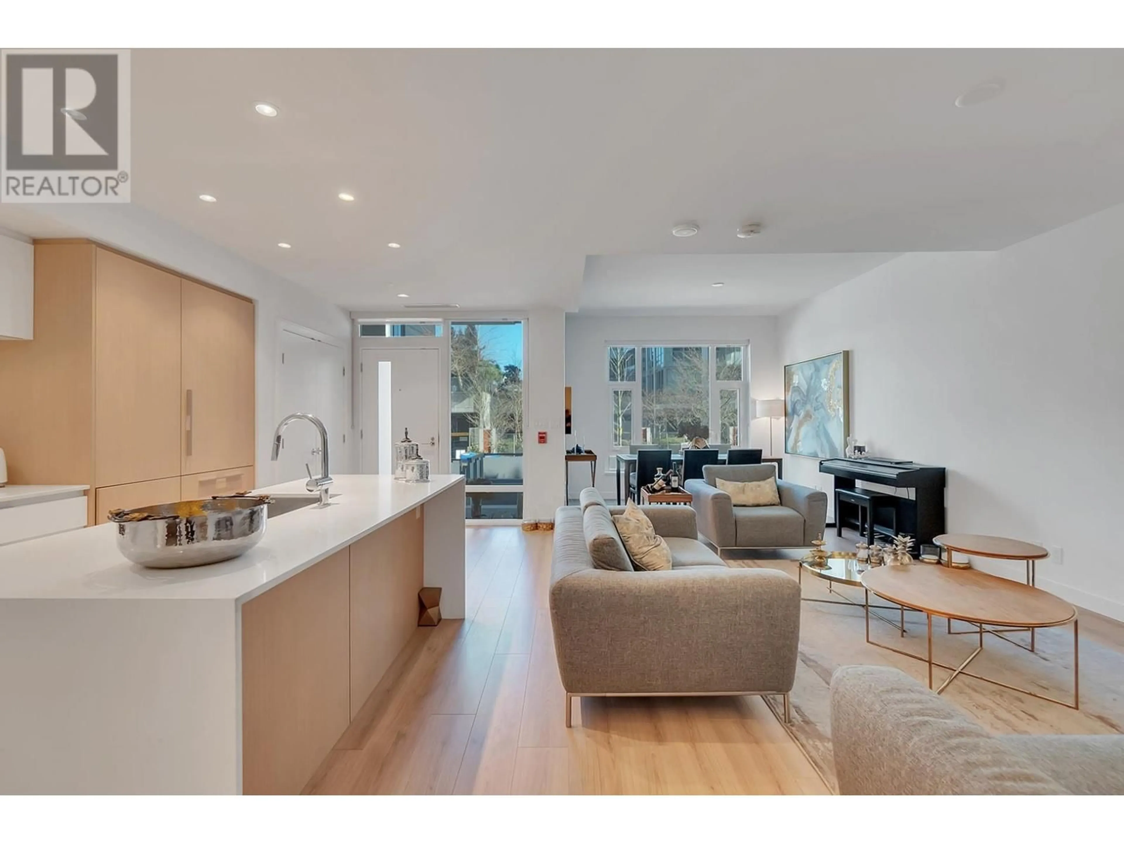 Open concept kitchen, unknown for 107 - 1500 FERN STREET, North Vancouver British Columbia V7J1H6
