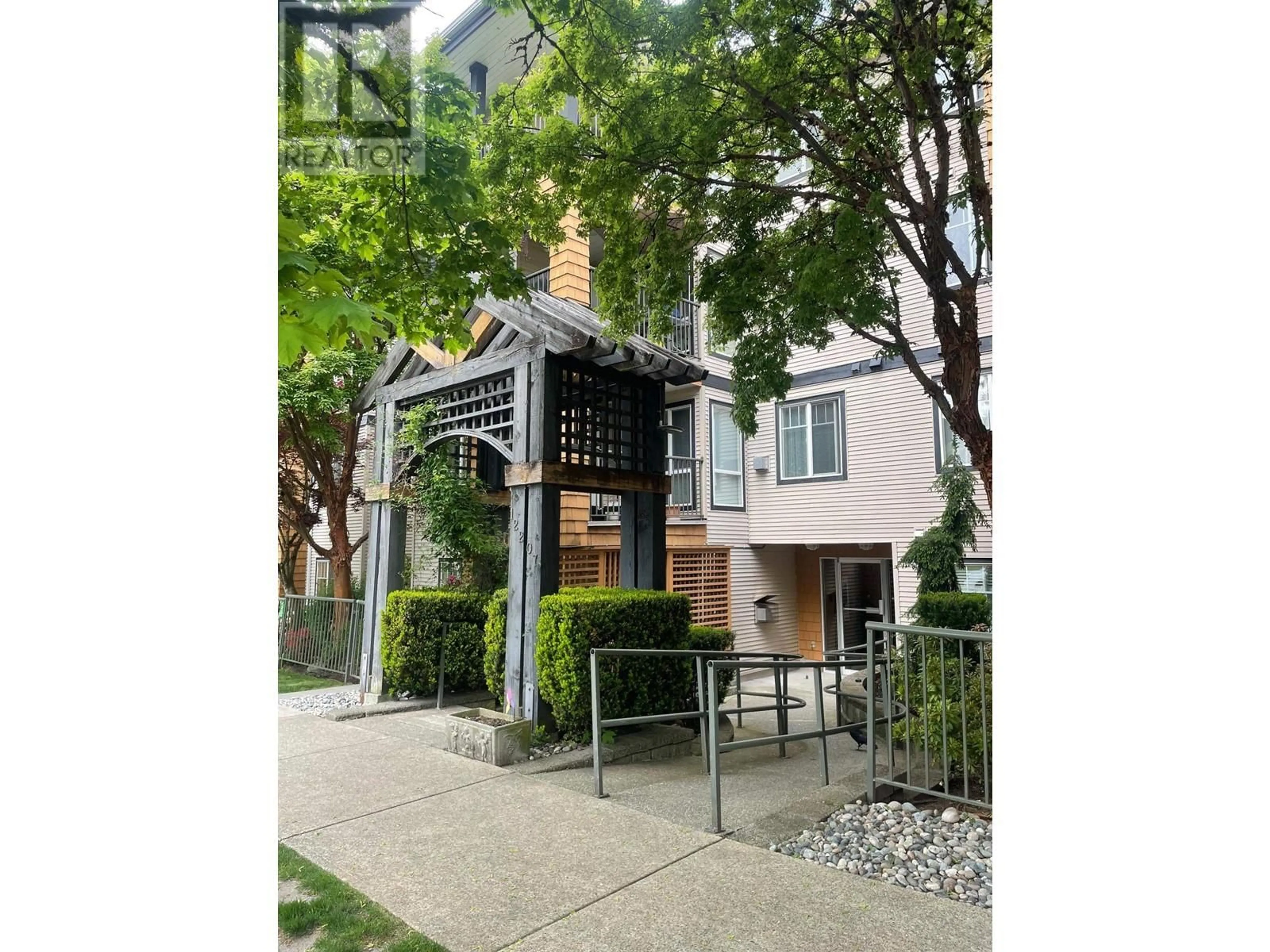 Unknown for 311 - 12207 224 STREET, Maple Ridge British Columbia V2X6B9