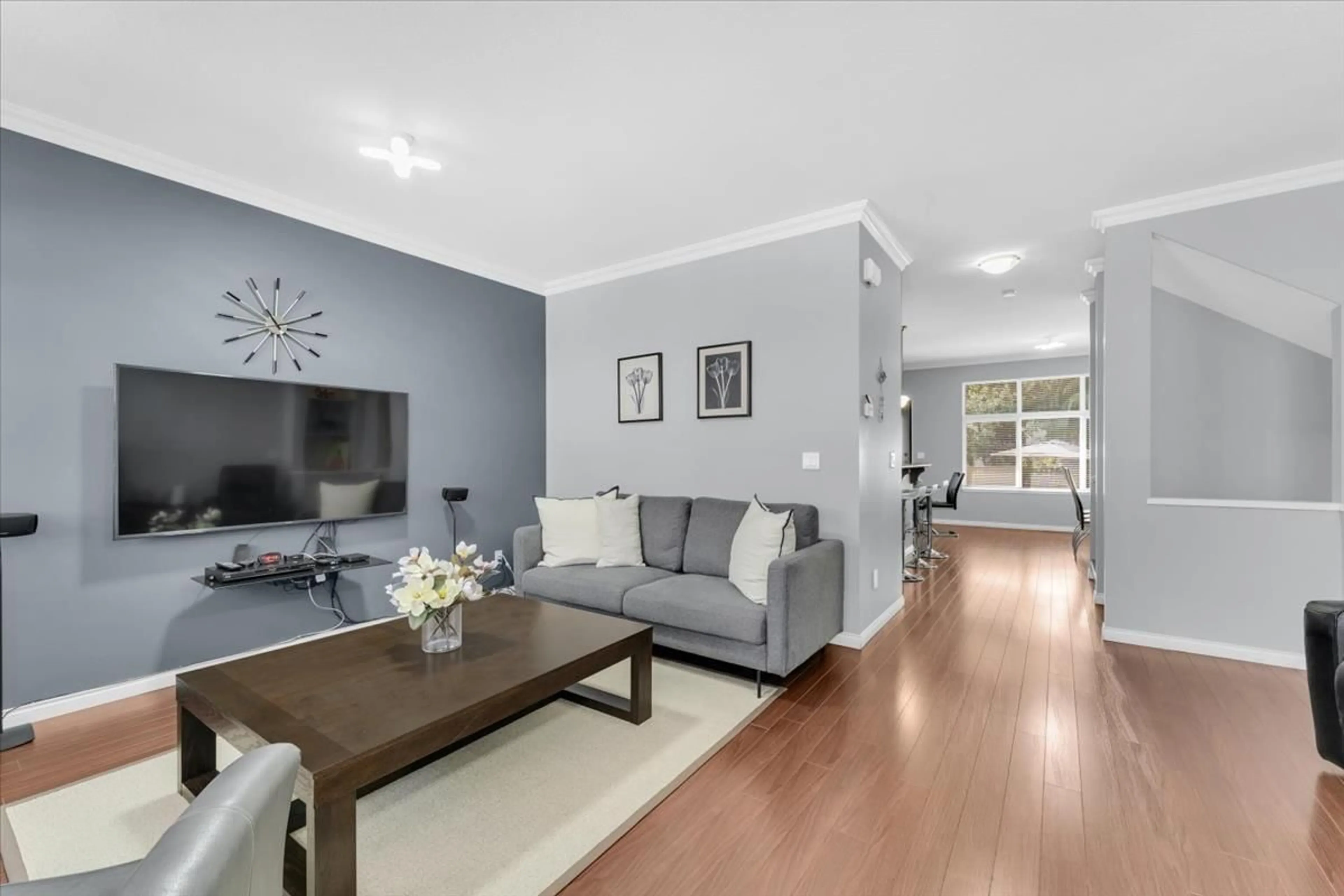 Living room with furniture, unknown for 7 - 7518 138, Surrey British Columbia V3W1S1