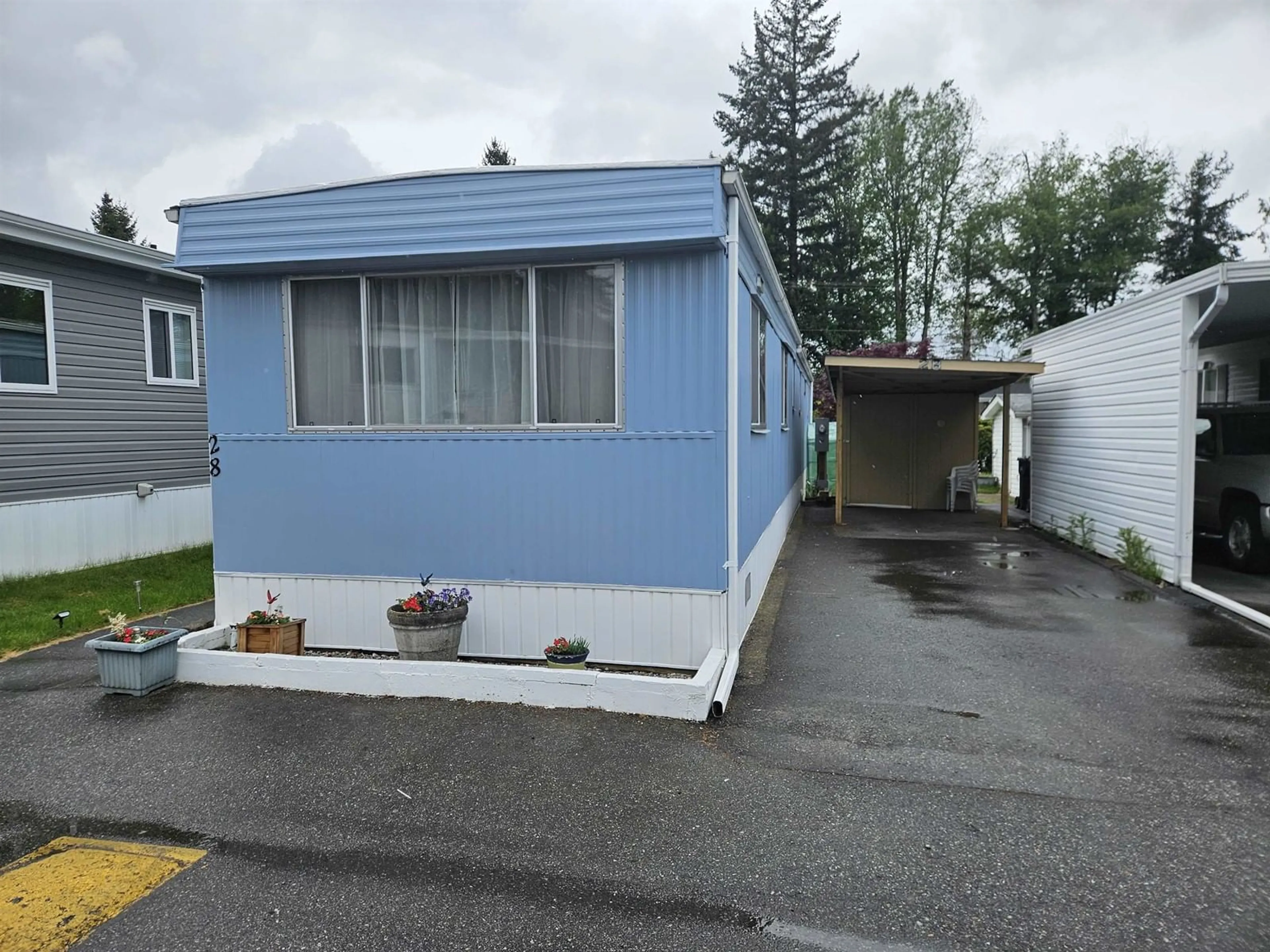 Unknown for 28 - 24330 FRASER, Langley British Columbia V2Z1N2