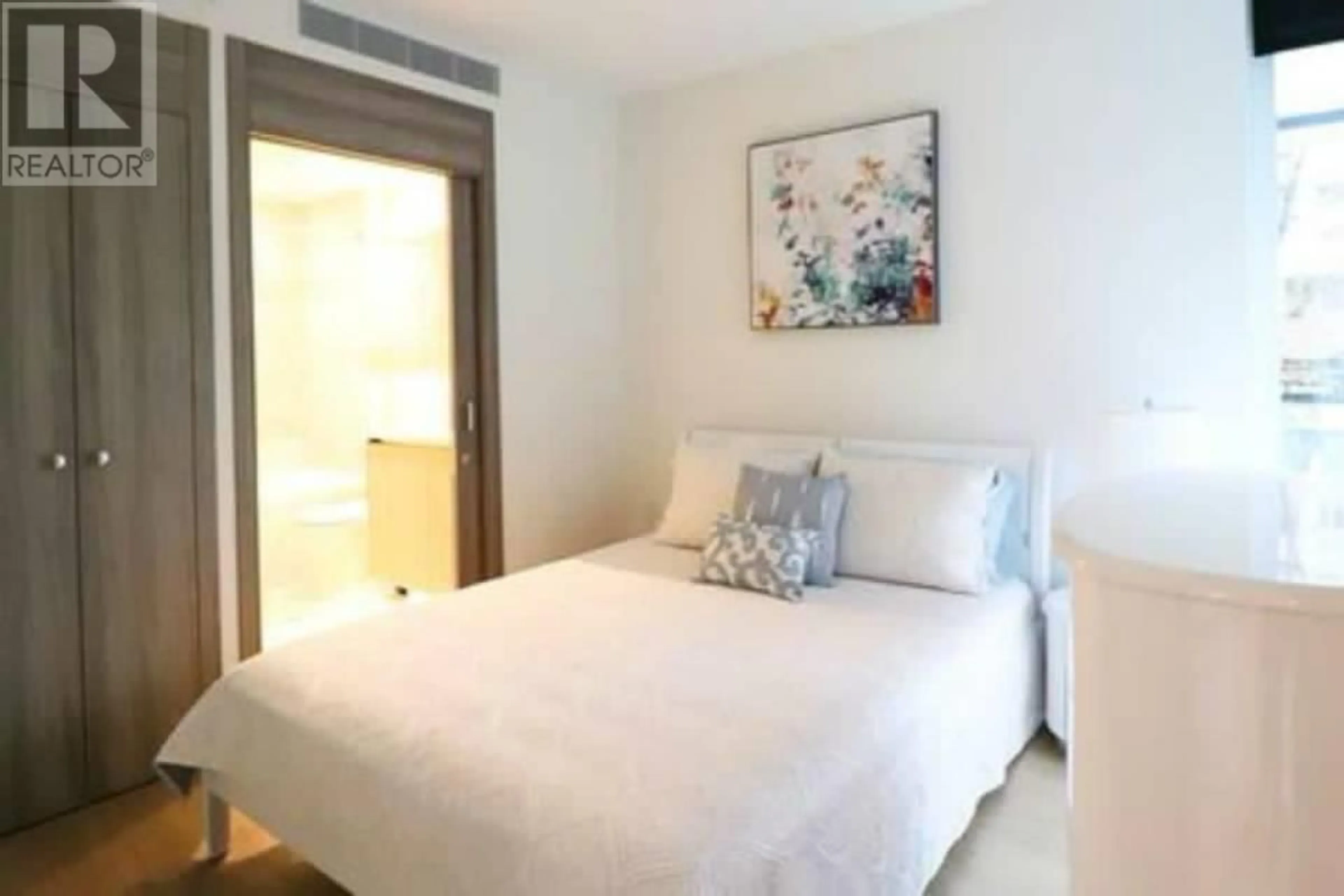 Bedroom with bed, unknown for 206 - 89 NELSON STREET, Vancouver British Columbia V6Z0E7