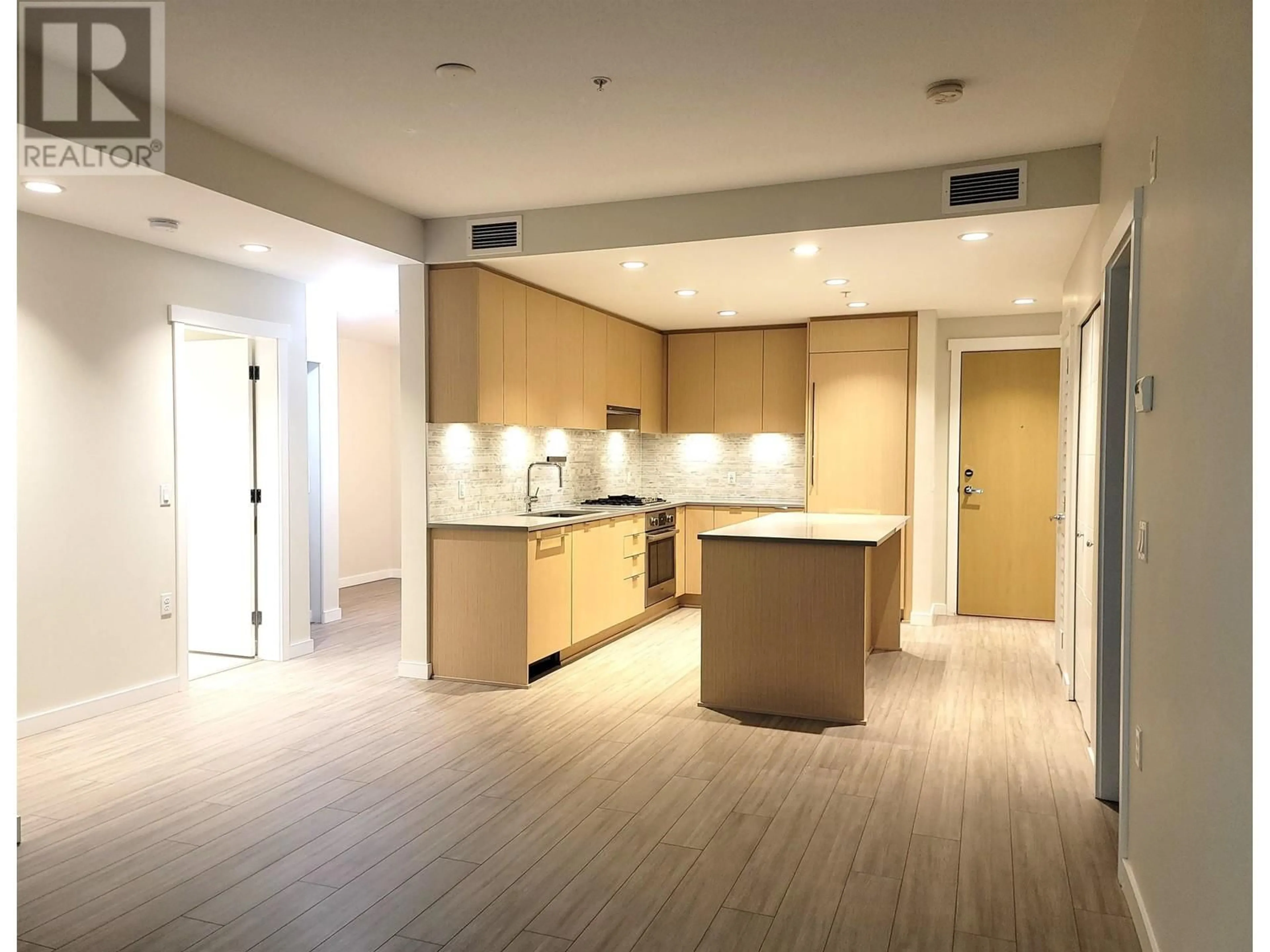 Unknown for 404 - 9233 ODLIN ROAD, Richmond British Columbia V6X0V4