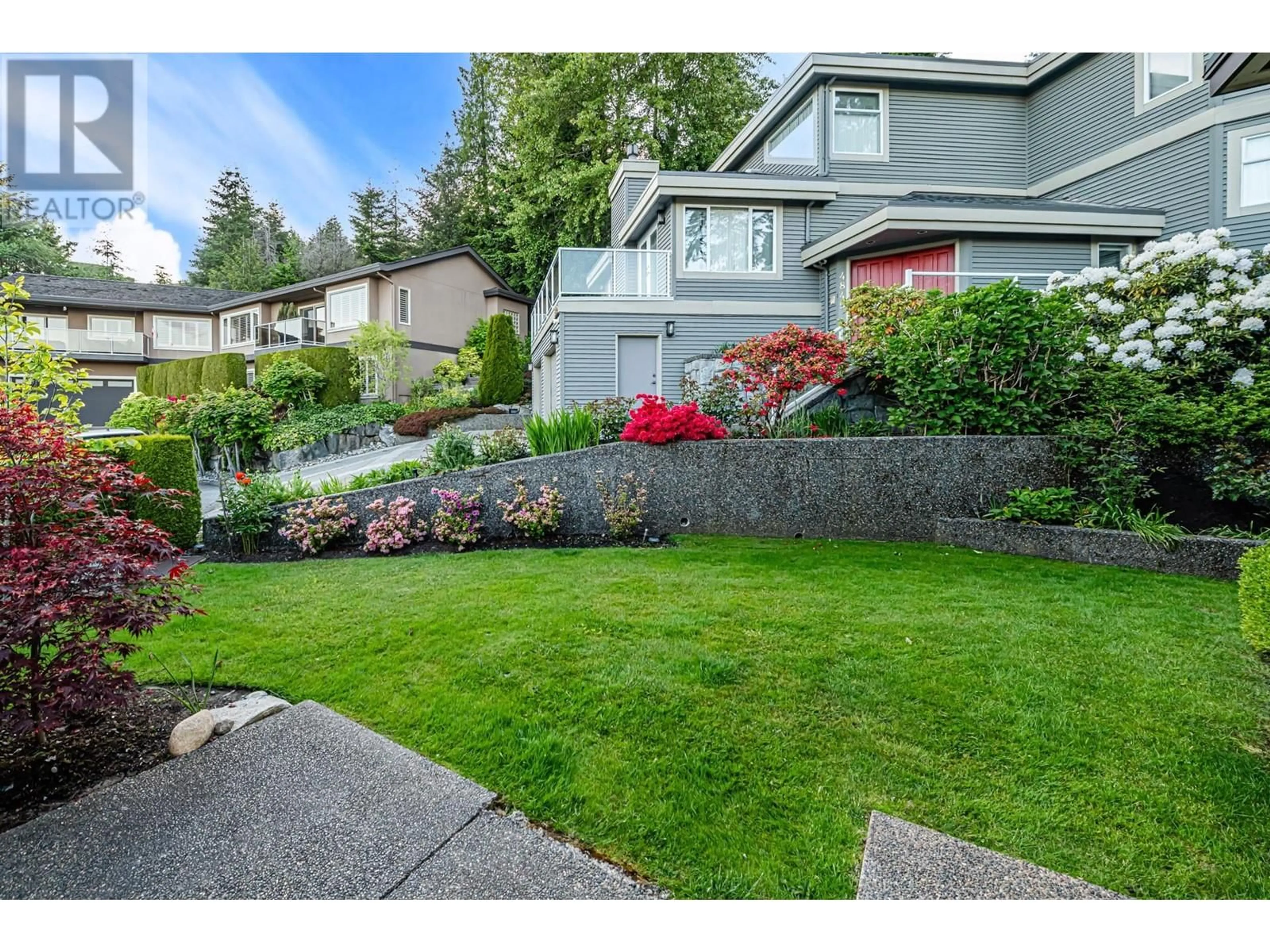 A pic from outside/outdoor area/front of a property/back of a property/a pic from drone, street for 4841 MEADFEILD ROAD, West Vancouver British Columbia V7W3E6