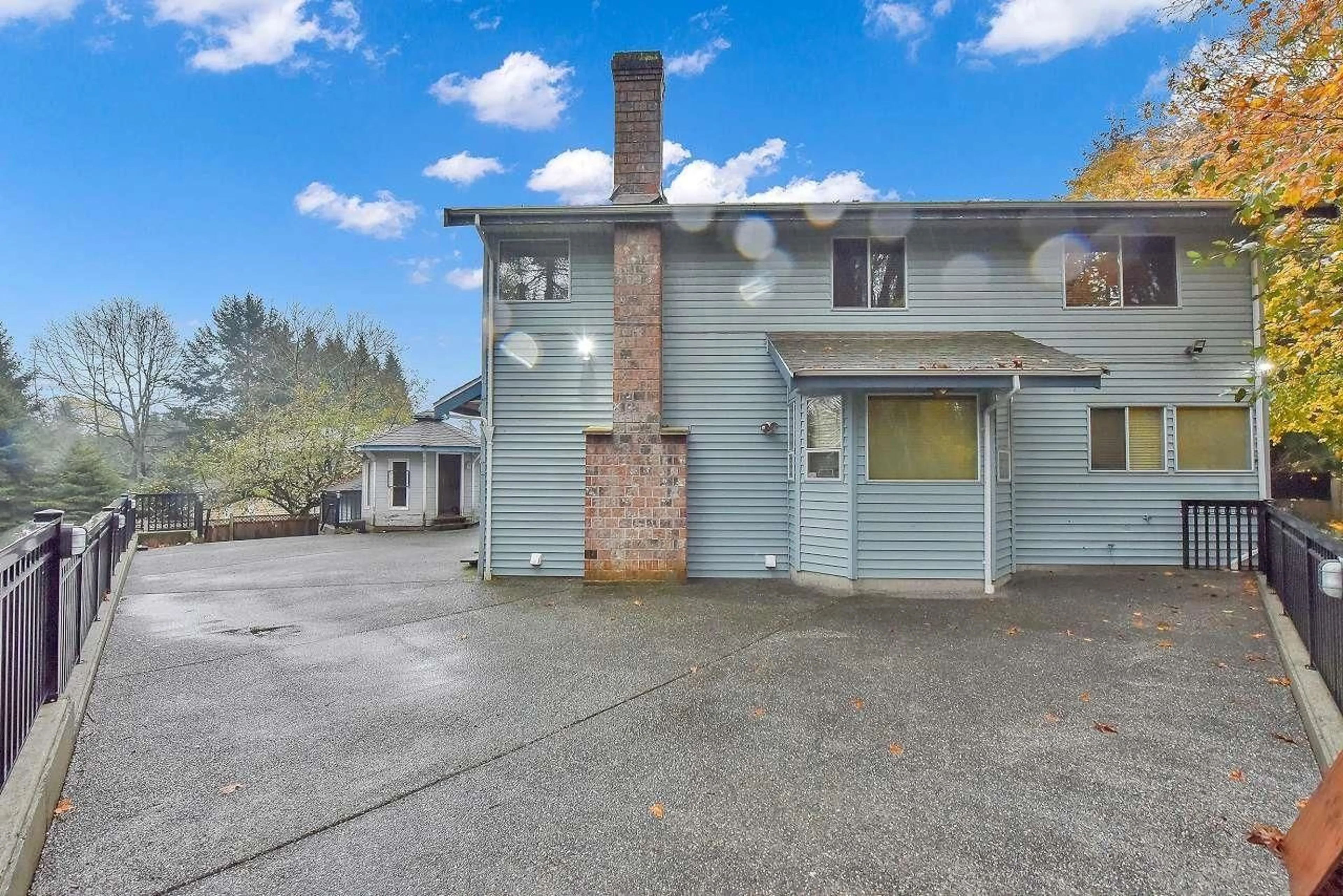 A pic from outside/outdoor area/front of a property/back of a property/a pic from drone, street for 13739 63A, Surrey British Columbia V3X1E6