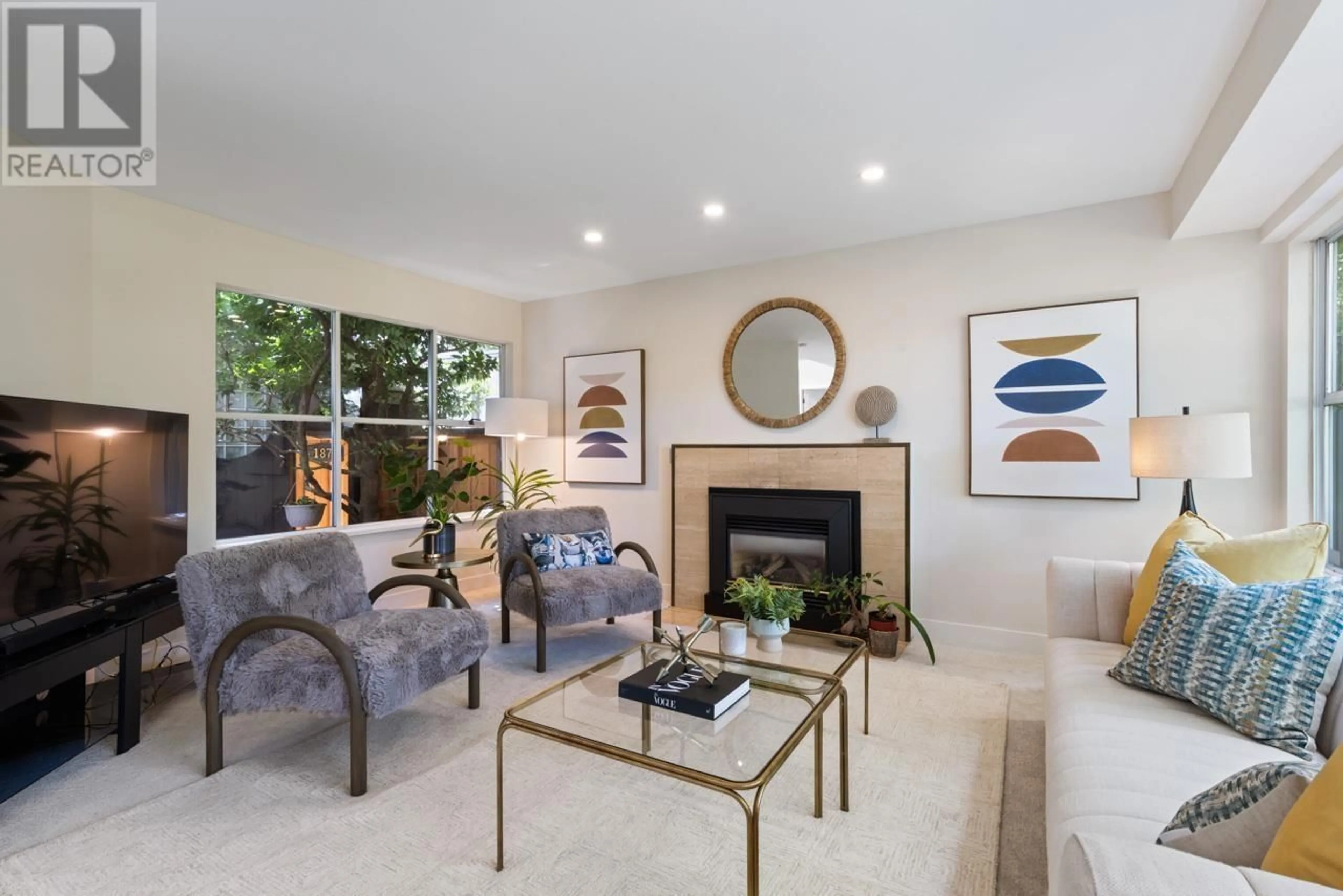 Living room with furniture, unknown for 1876 11TH AVENUE, Vancouver British Columbia V6J2C5