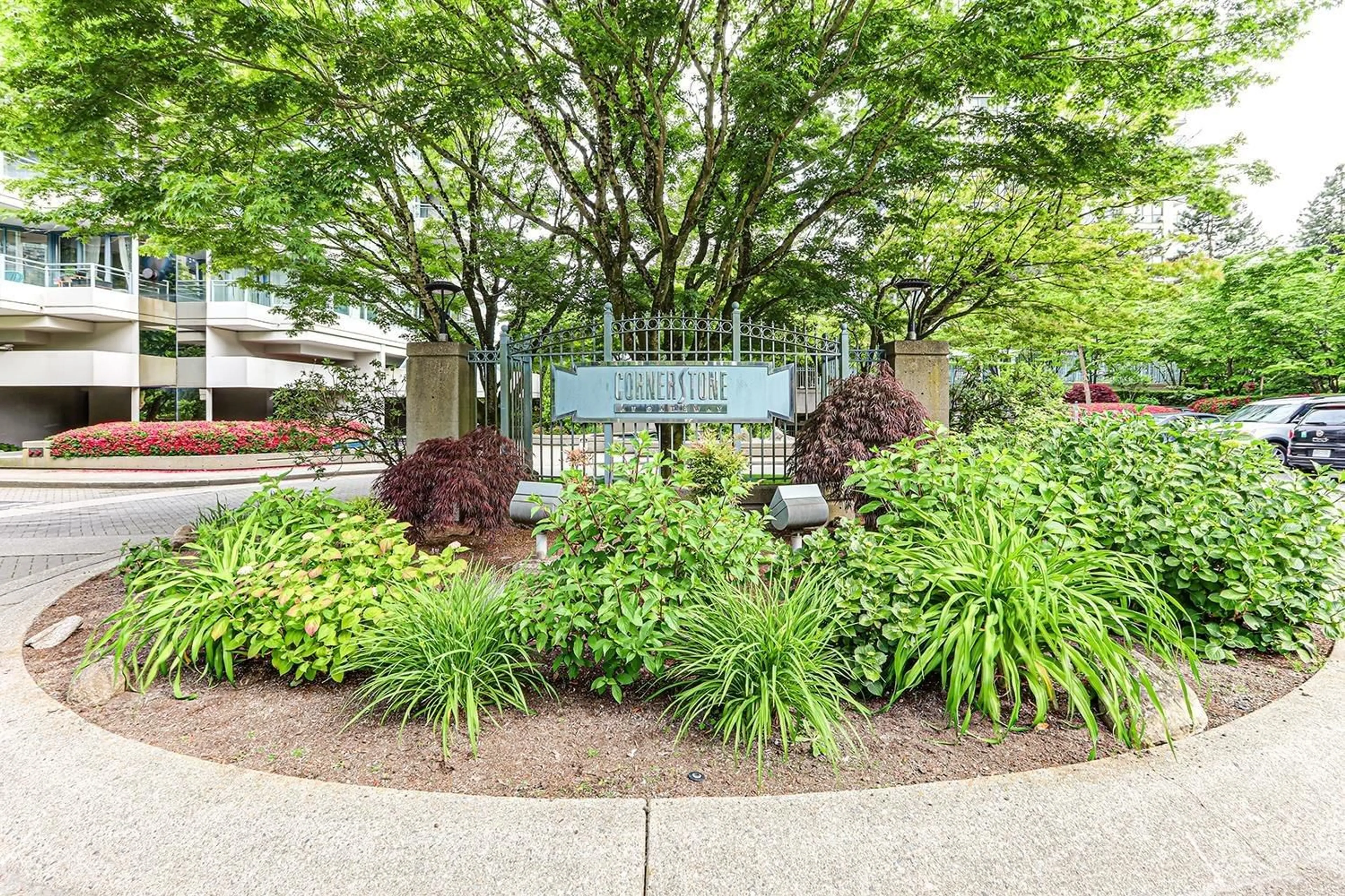 Patio, street for 607 - 13383 108, Surrey British Columbia V3T5T6