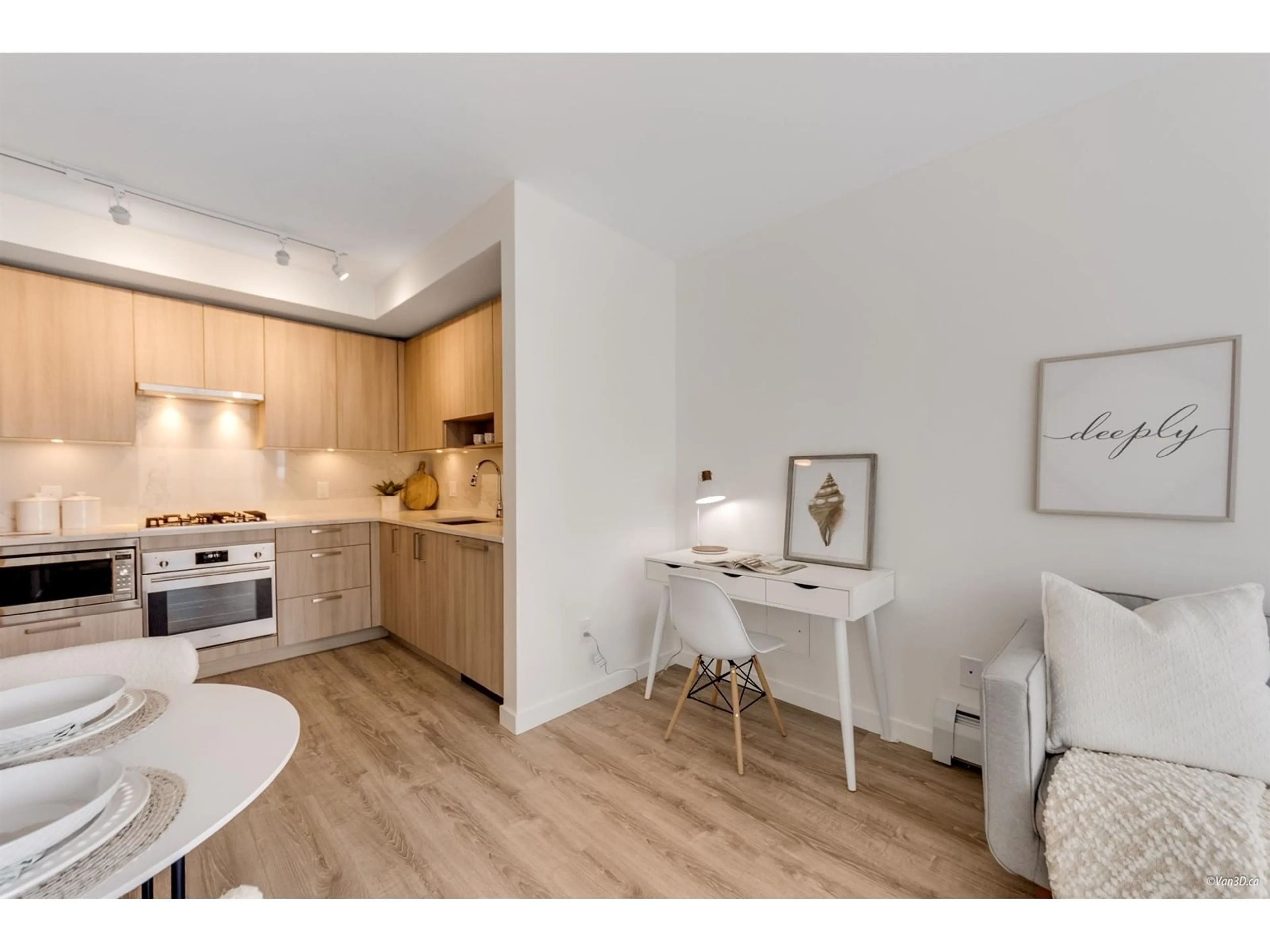 Unknown for 1114 - 13350 CENTRAL, Surrey British Columbia V3T0S1