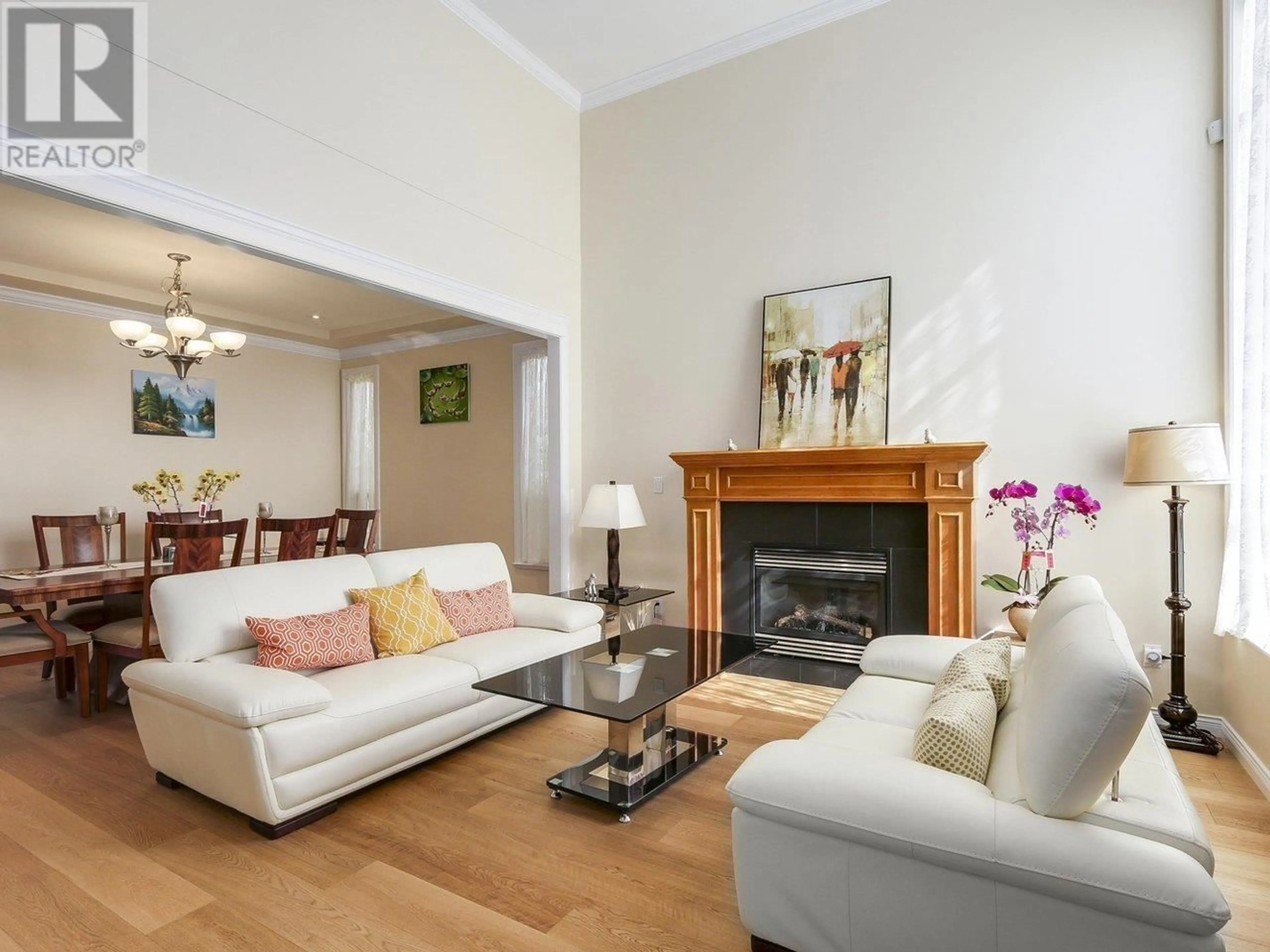 Living room with furniture, wood/laminate floor for 10139 LASSAM ROAD, Richmond British Columbia V7E2C2