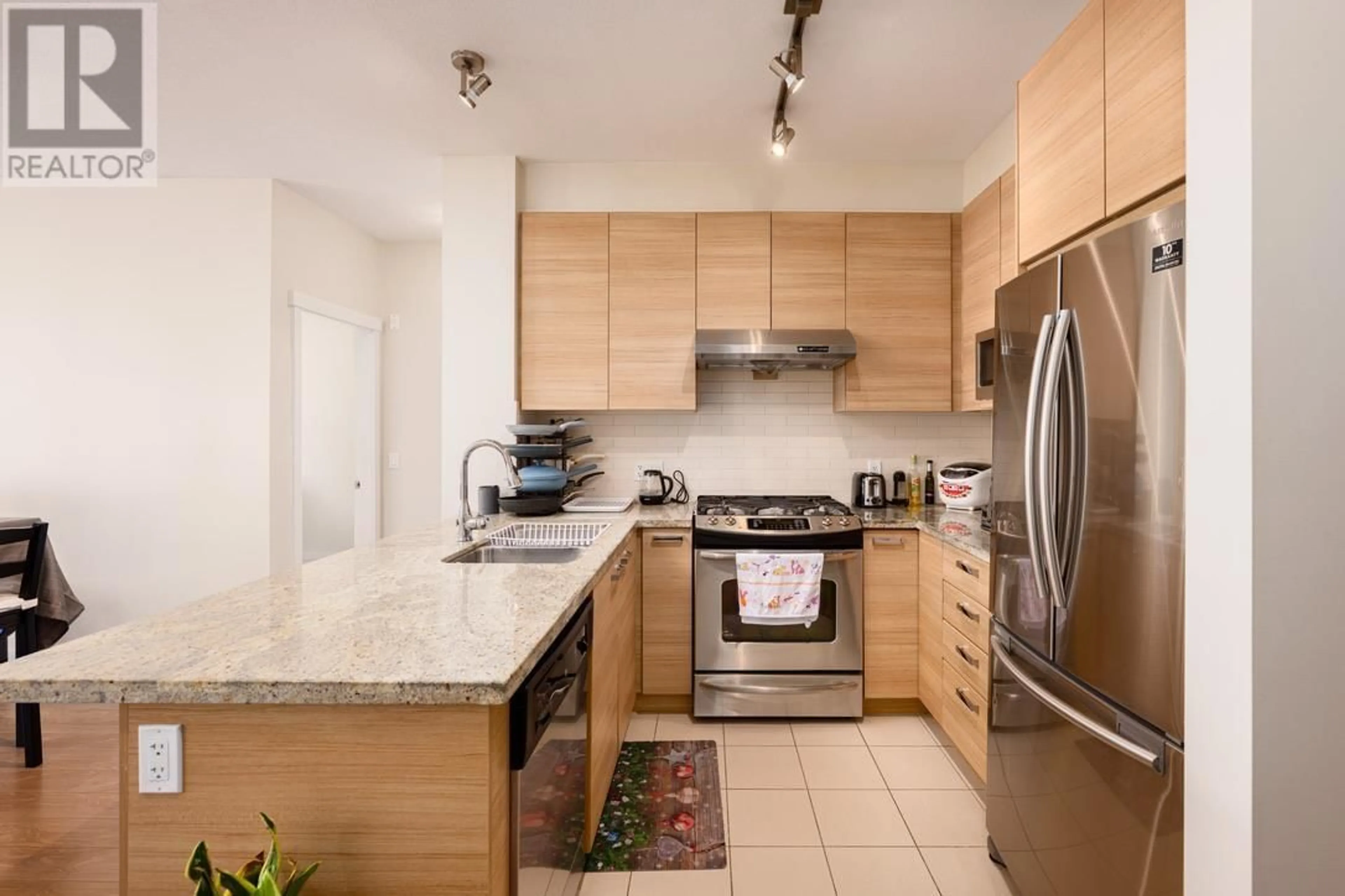 Unknown for 346 - 9388 MCKIM WAY, Richmond British Columbia V6X0J7