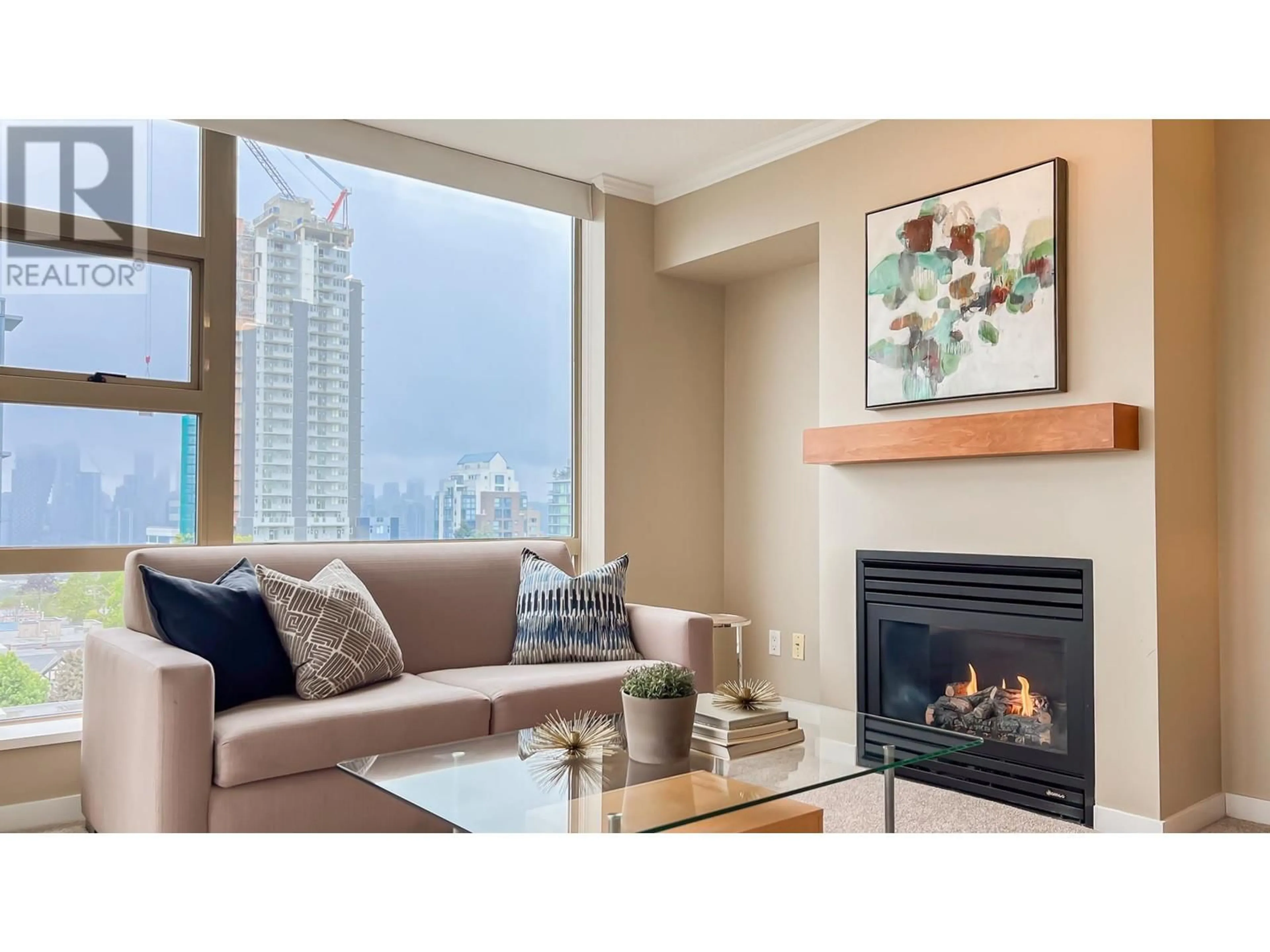 Living room with furniture, wood/laminate floor for 1002 - 1316 11TH AVENUE, Vancouver British Columbia V6H4G8